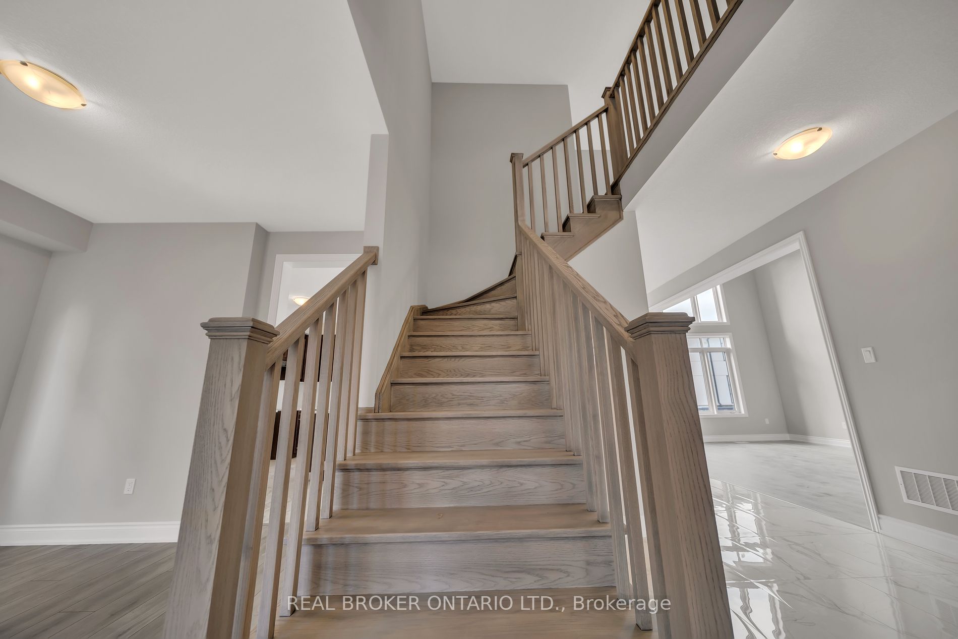 15 Venture Way