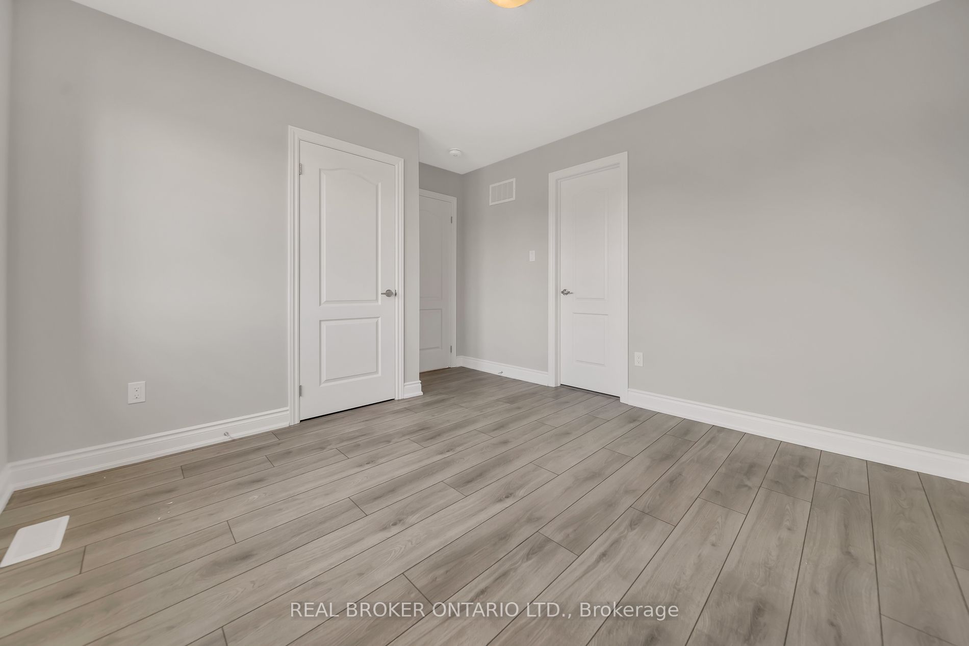 15 Venture Way