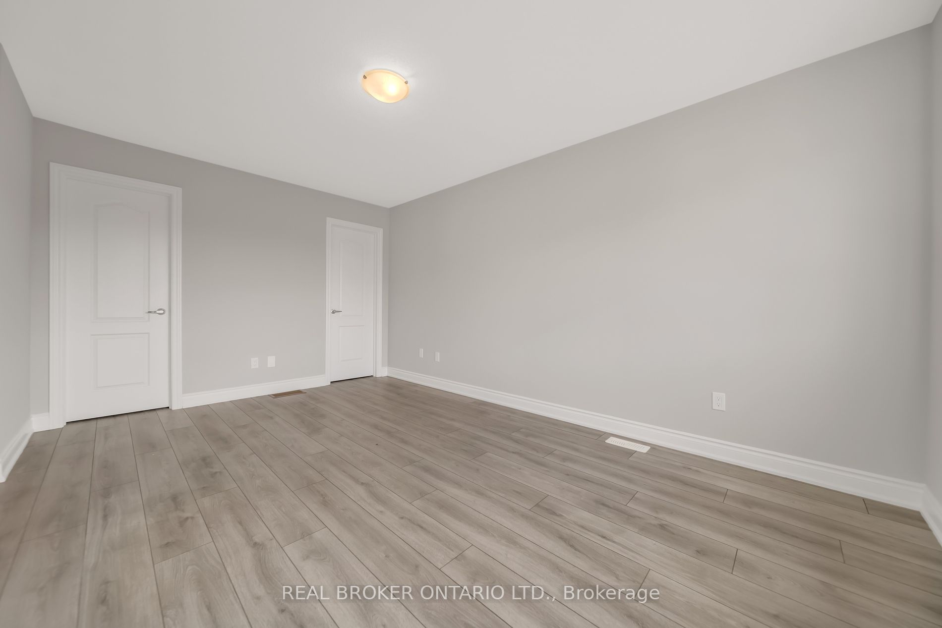 15 Venture Way