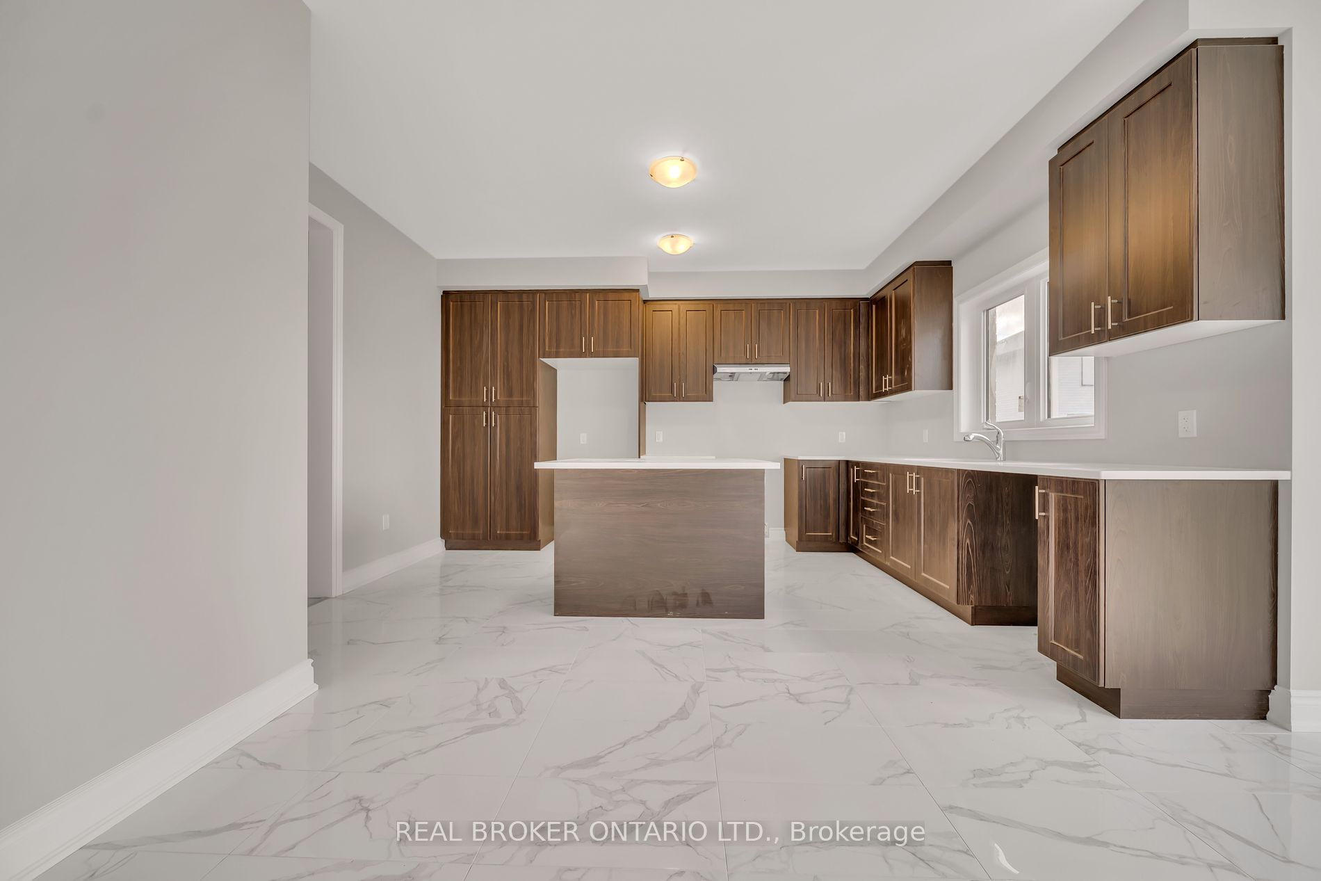 15 Venture Way