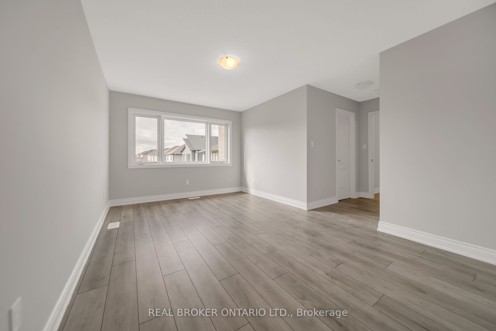 15 Venture Way