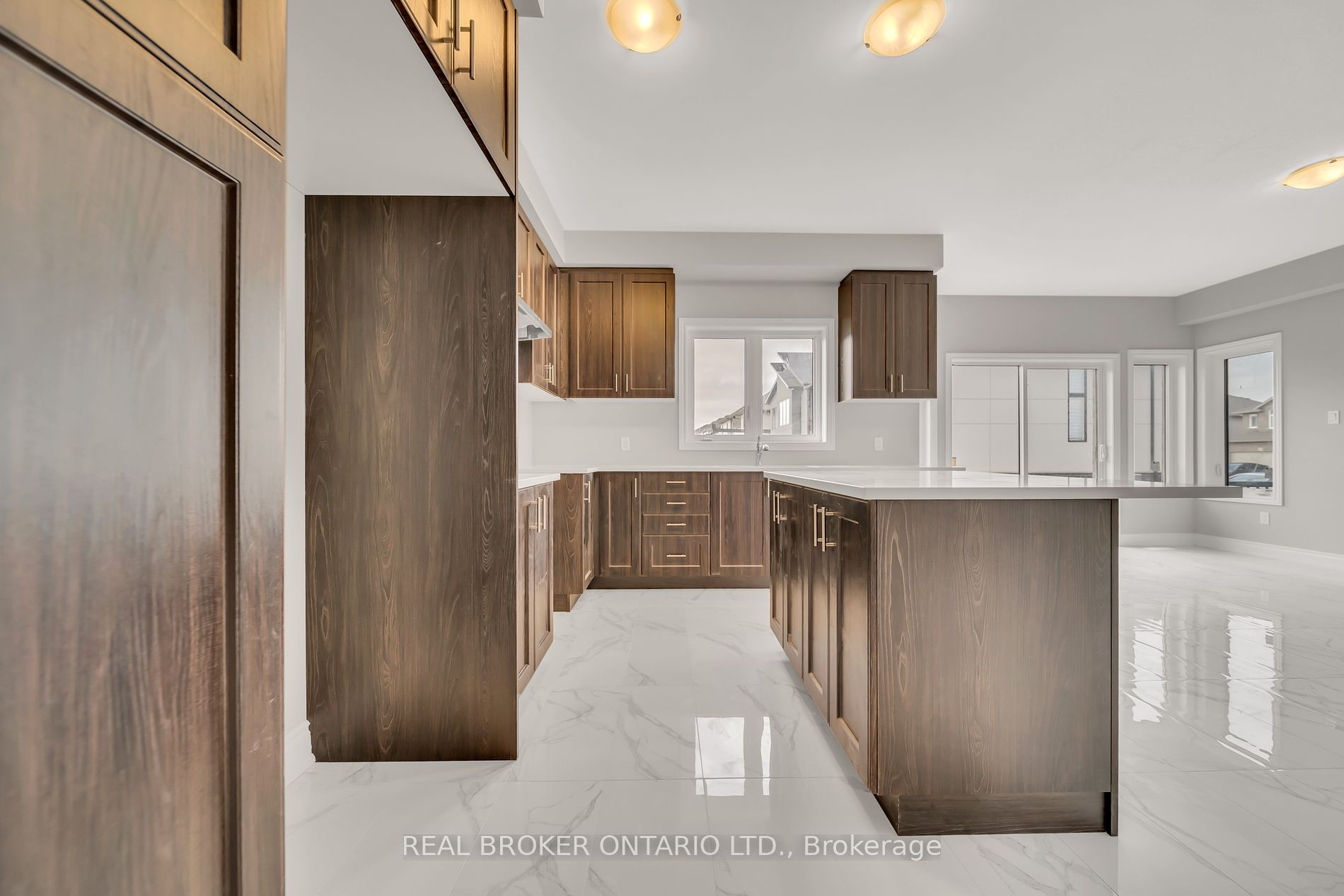 15 Venture Way