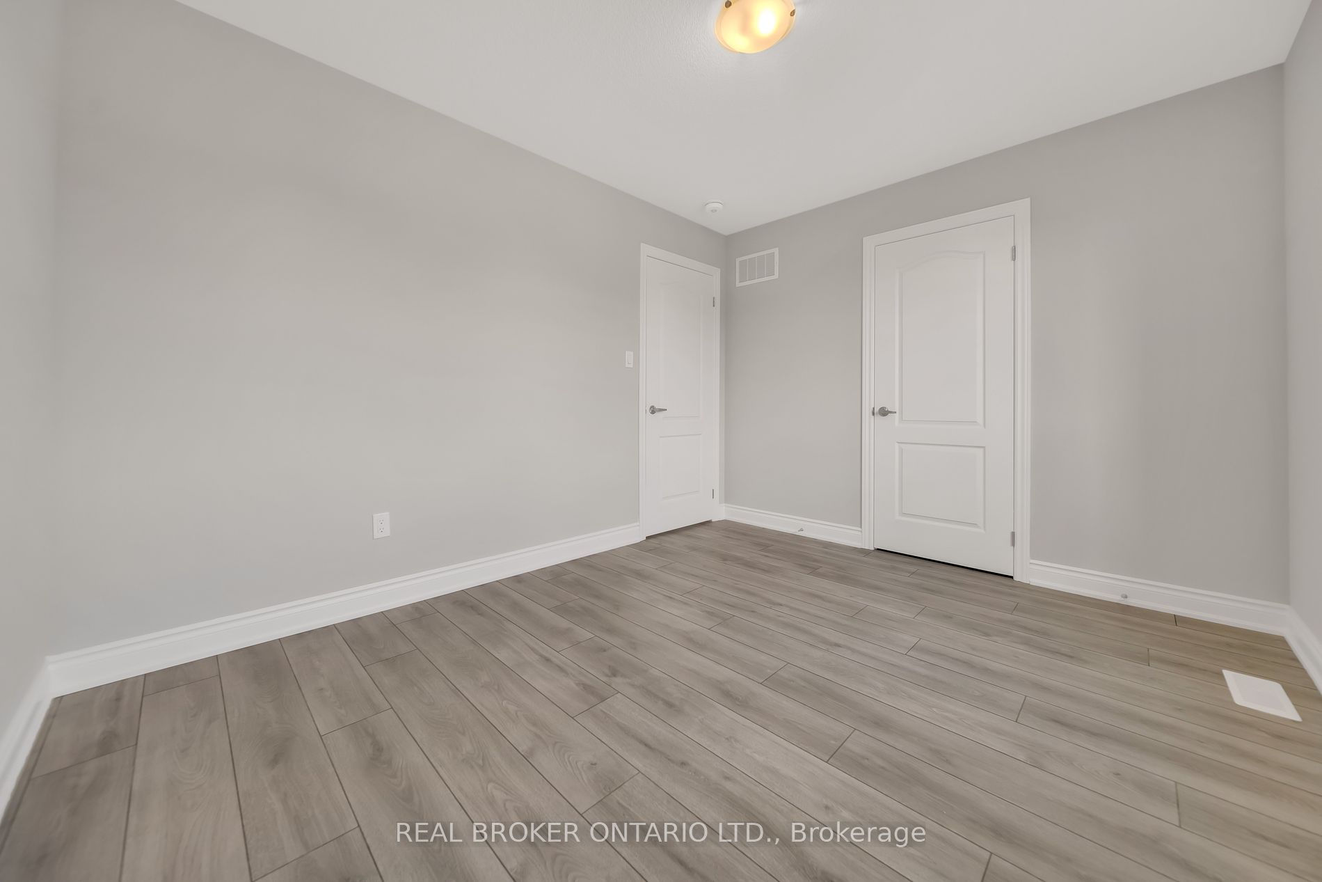 15 Venture Way