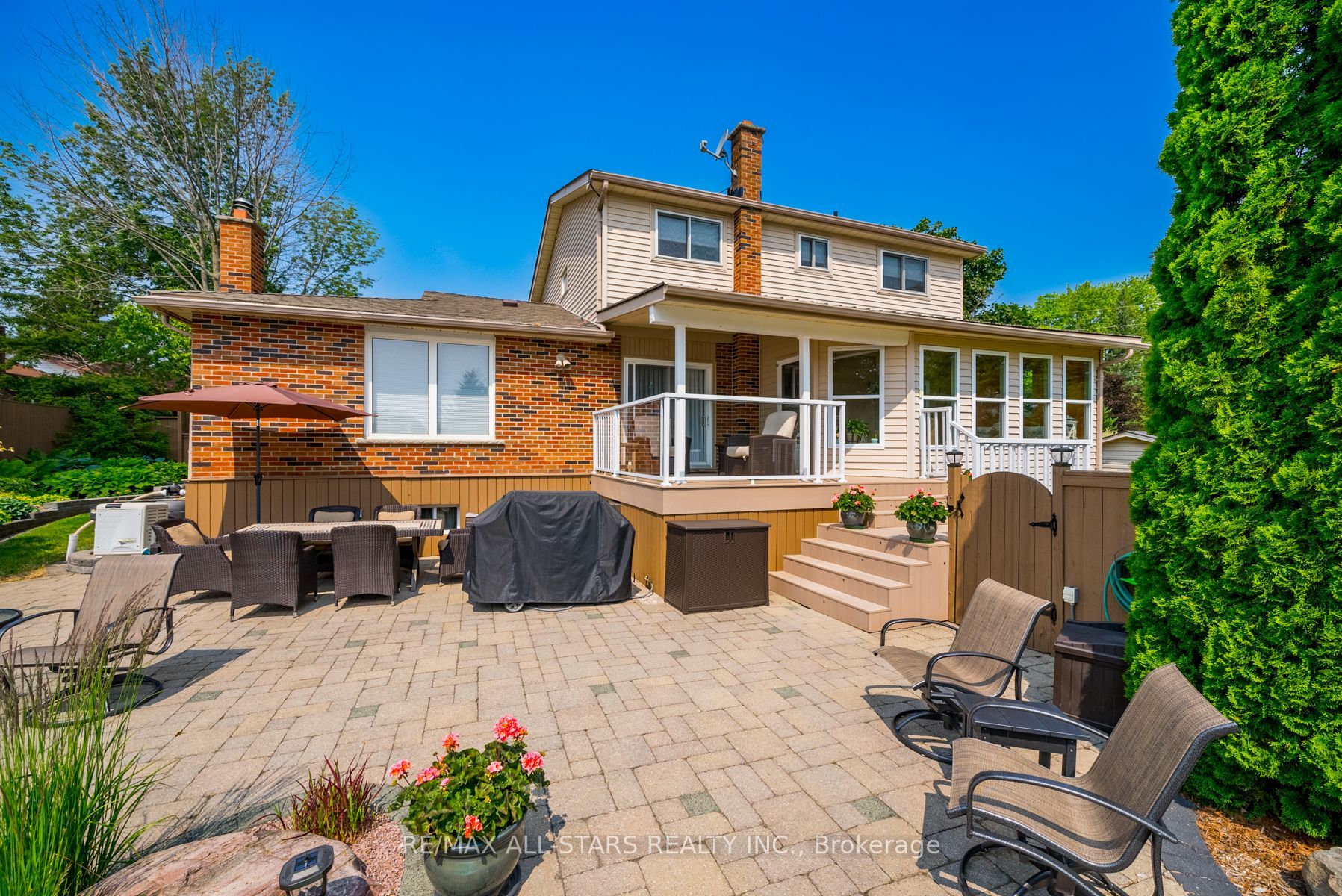 63 Robinglade Avenue