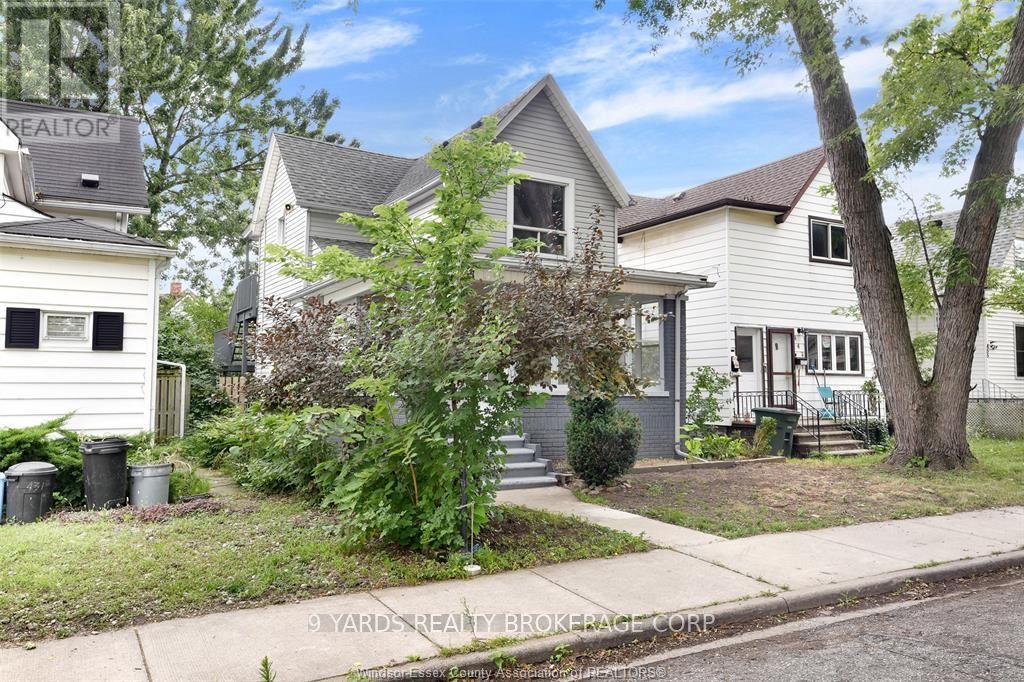 437 Karl Pl