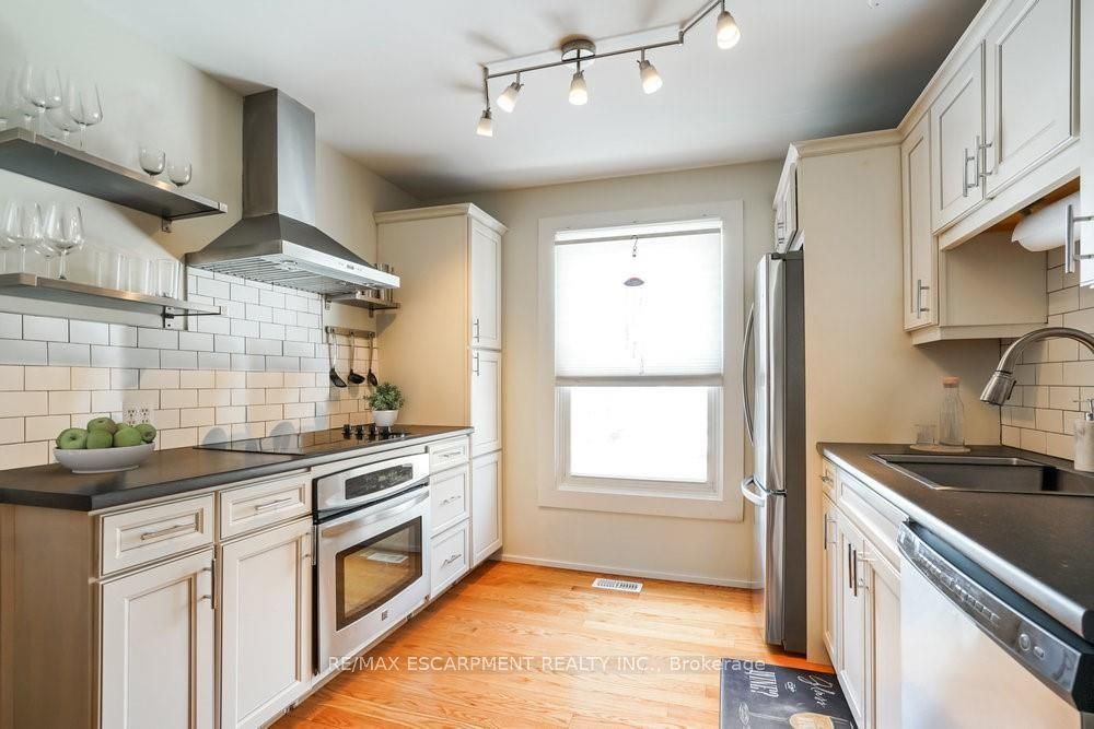 85 Albright Rd, #1
