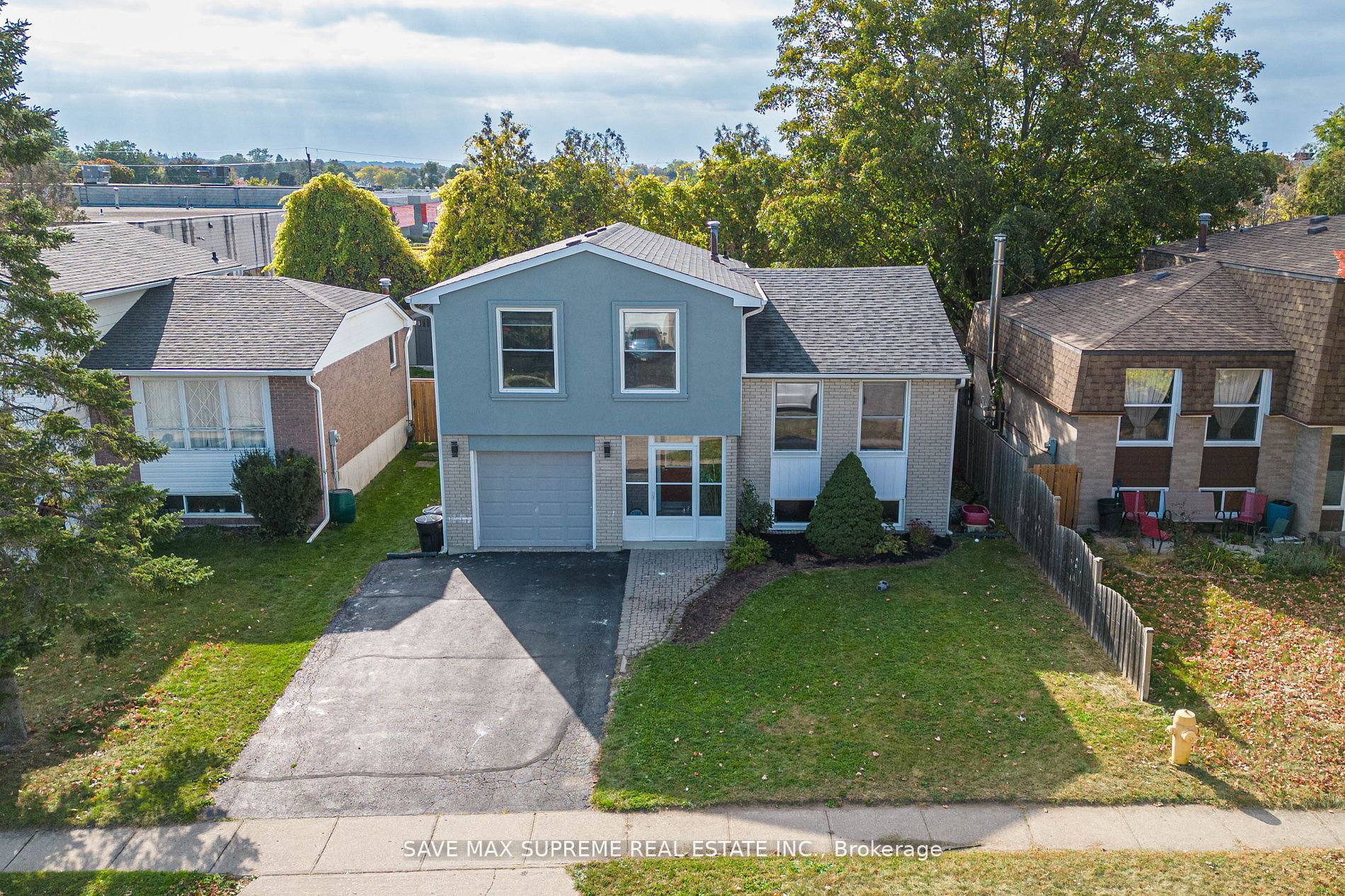 1756 Briarwood Dr