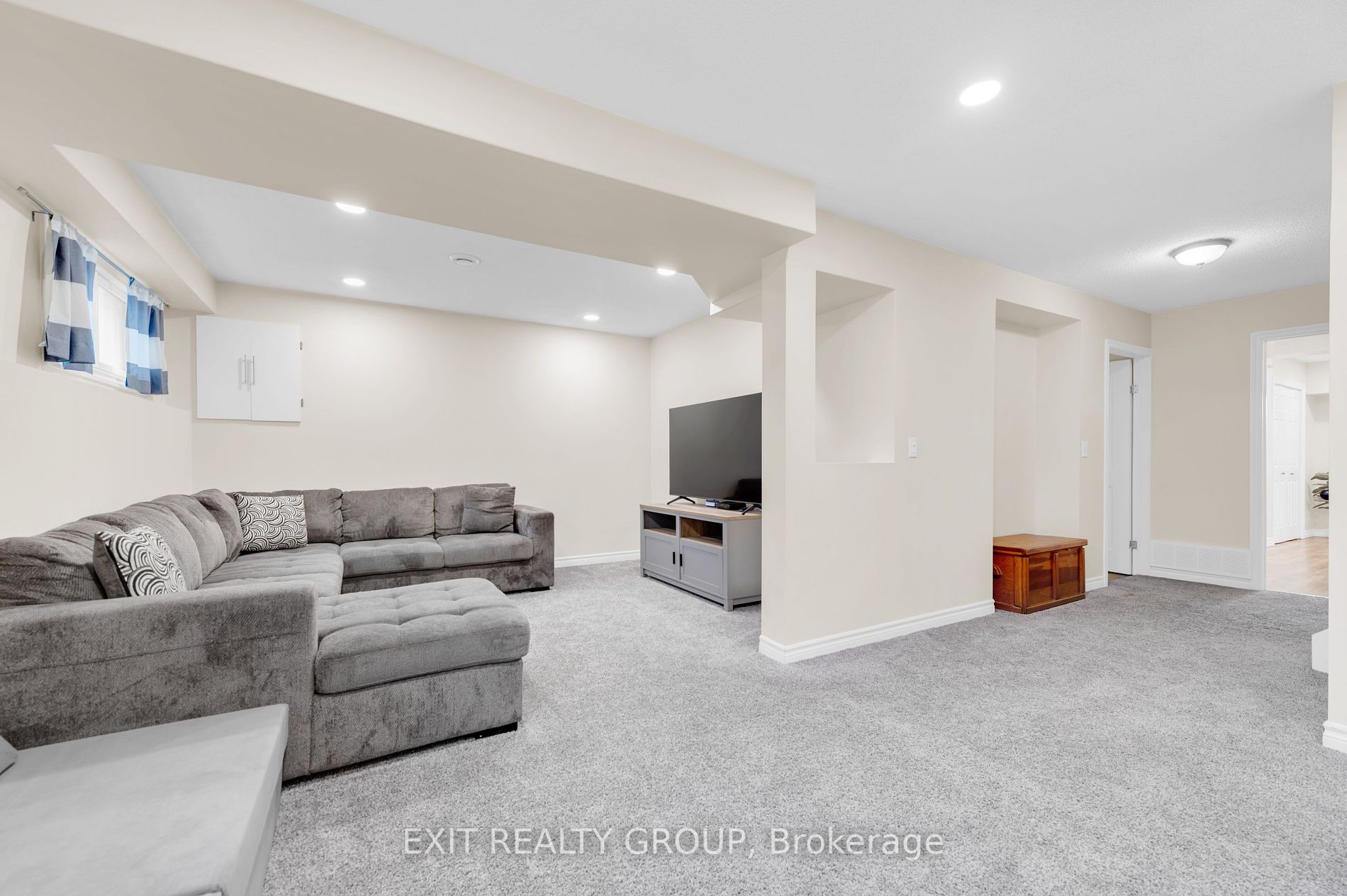 92 Maple Drive