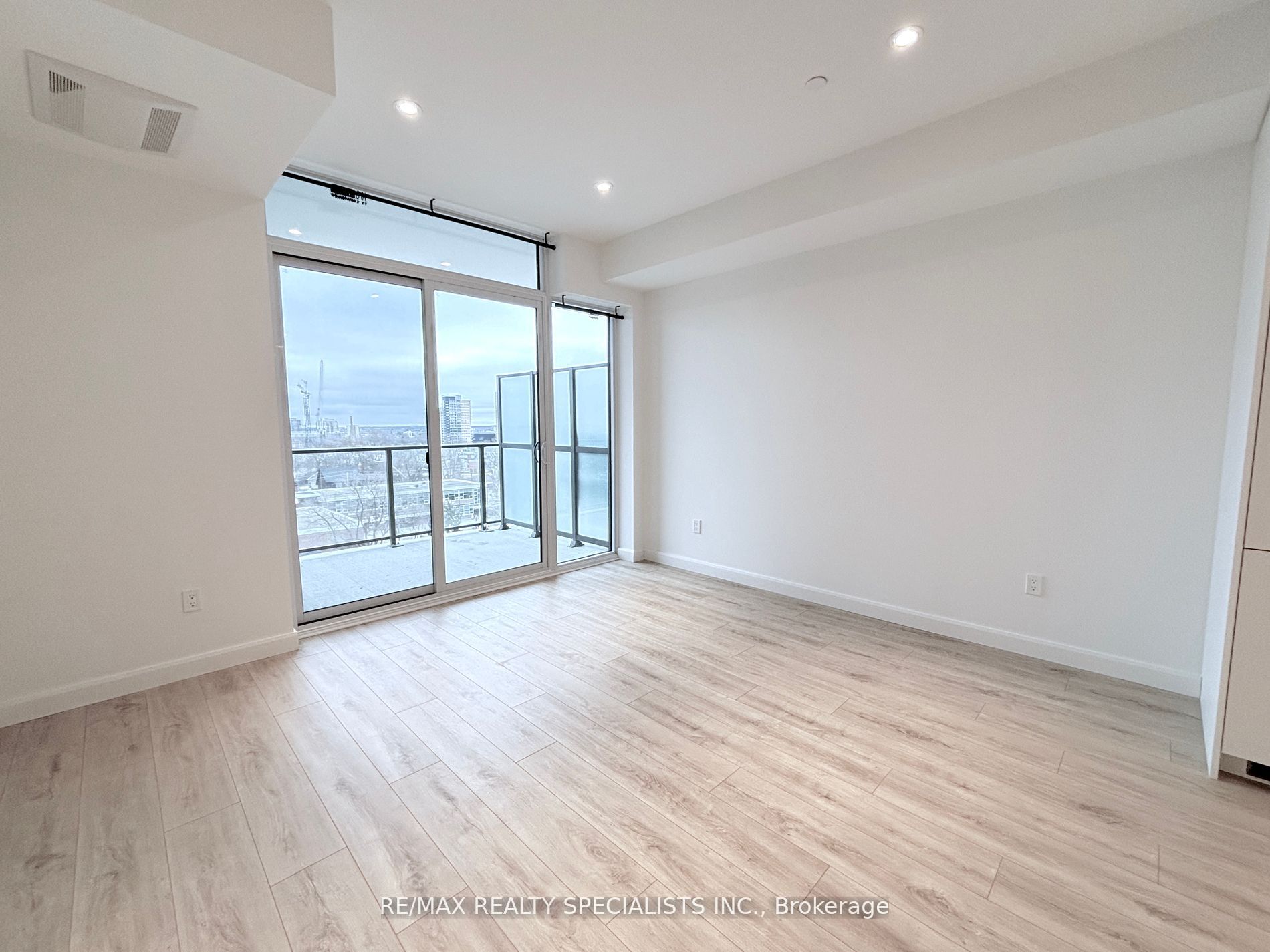 741 King Street W #706