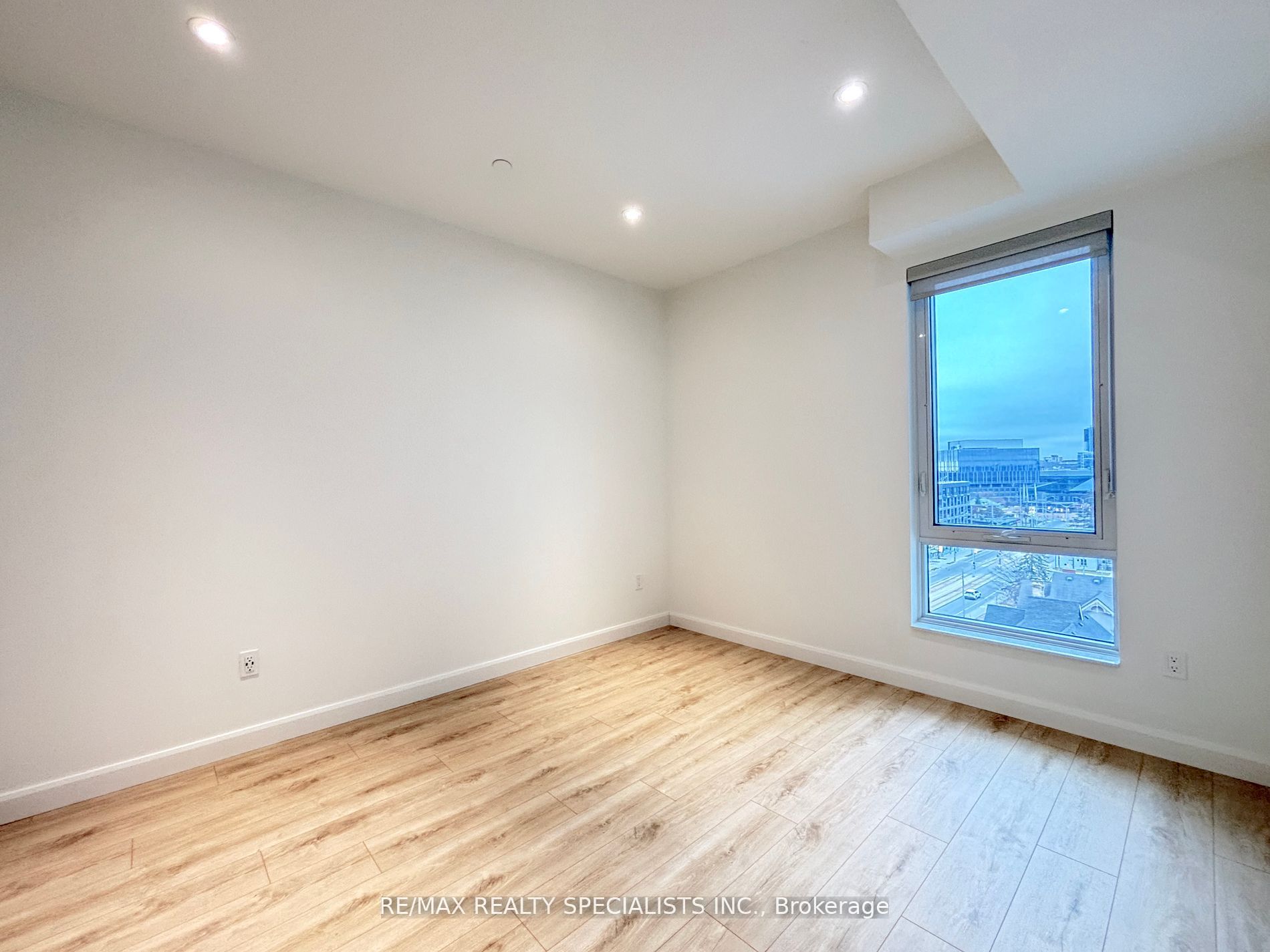 741 King Street W #706