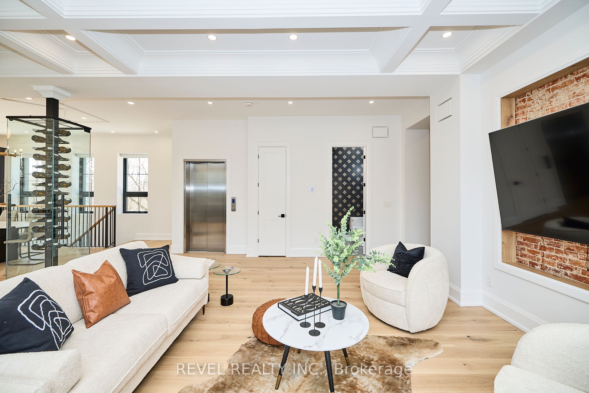 29 Yates St