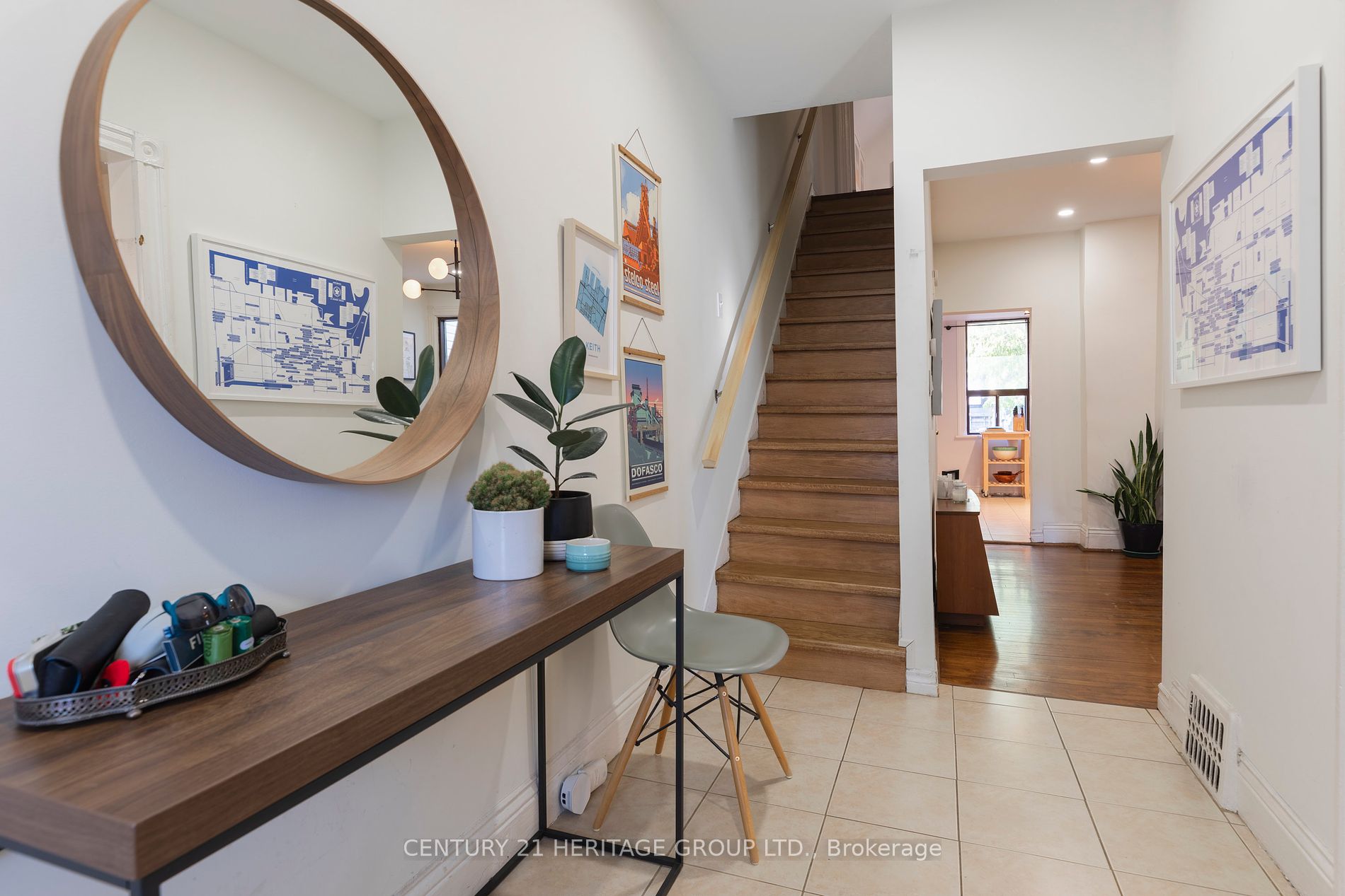 35 Francis St