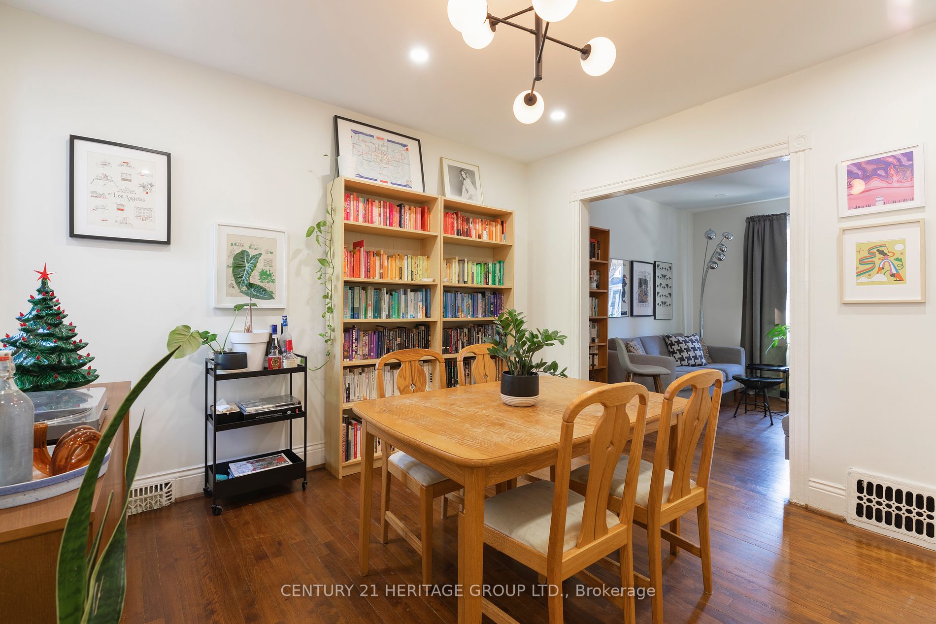 35 Francis St