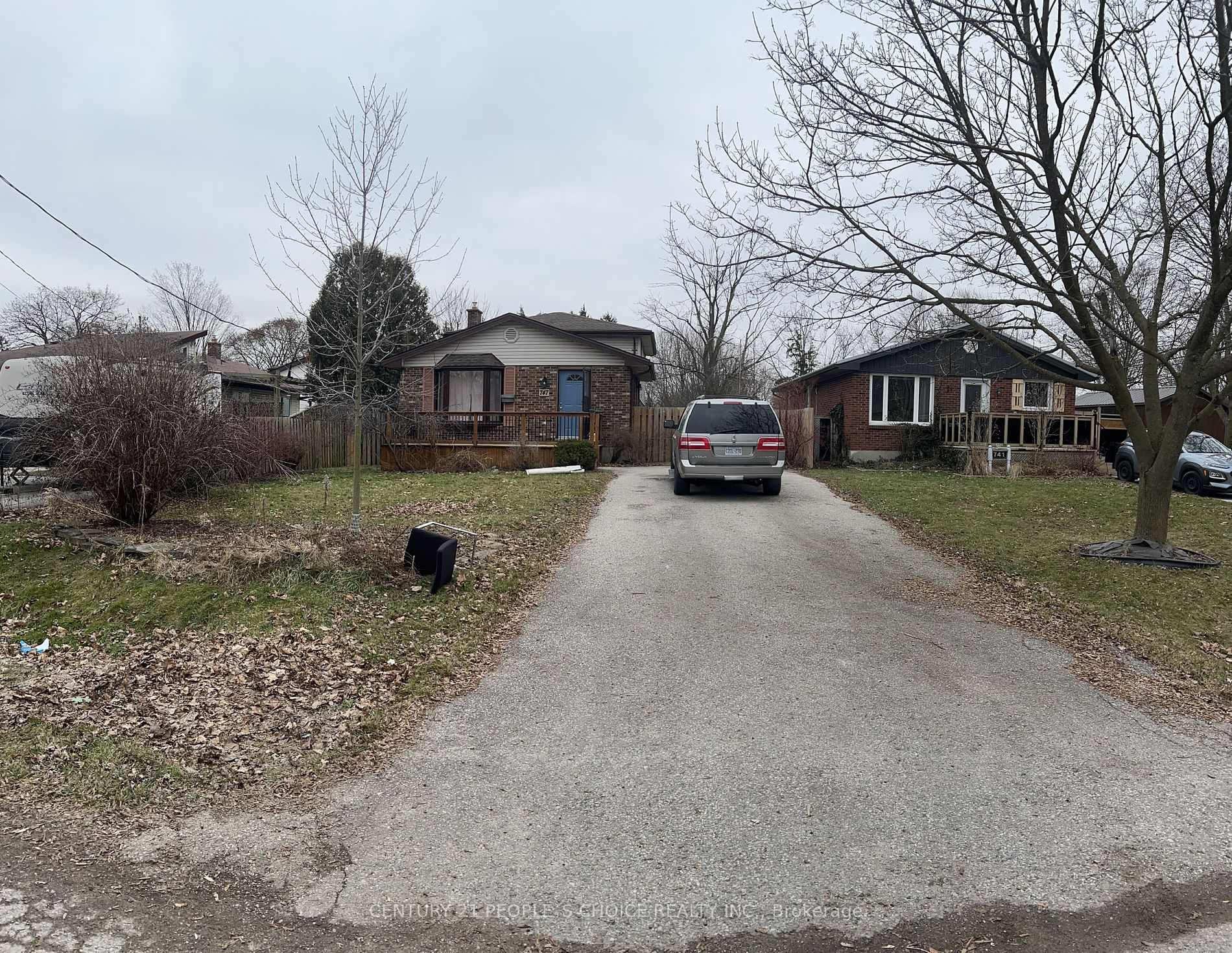 747 Dunelm Lane