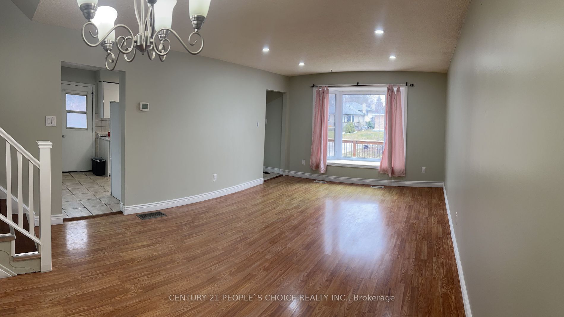 747 Dunelm Lane