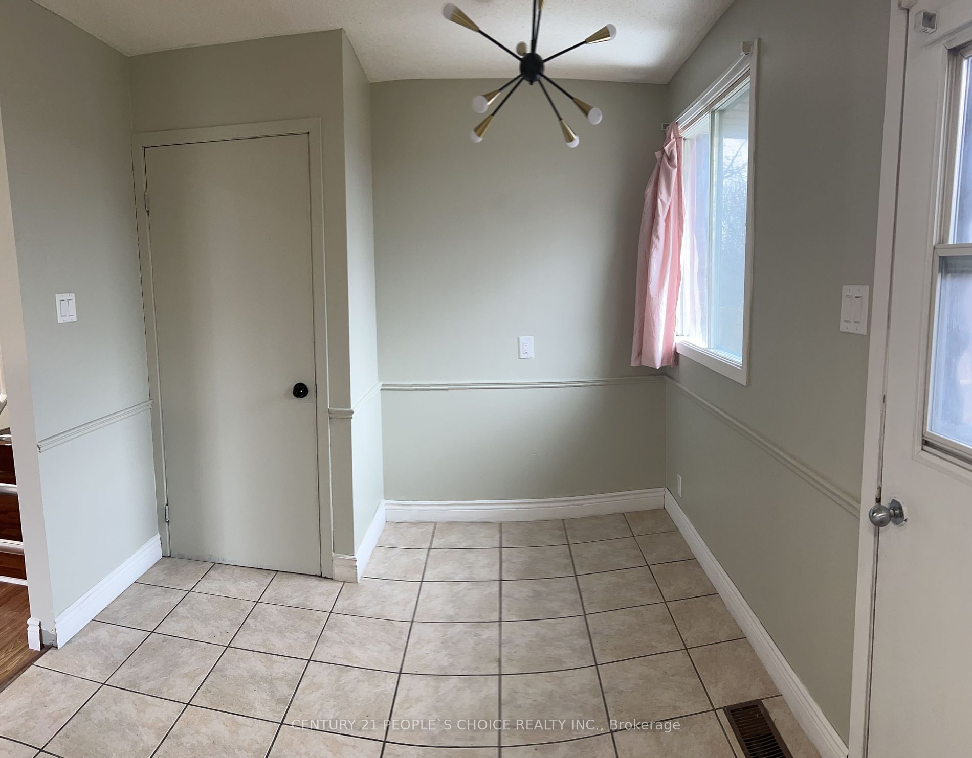 747 Dunelm Lane