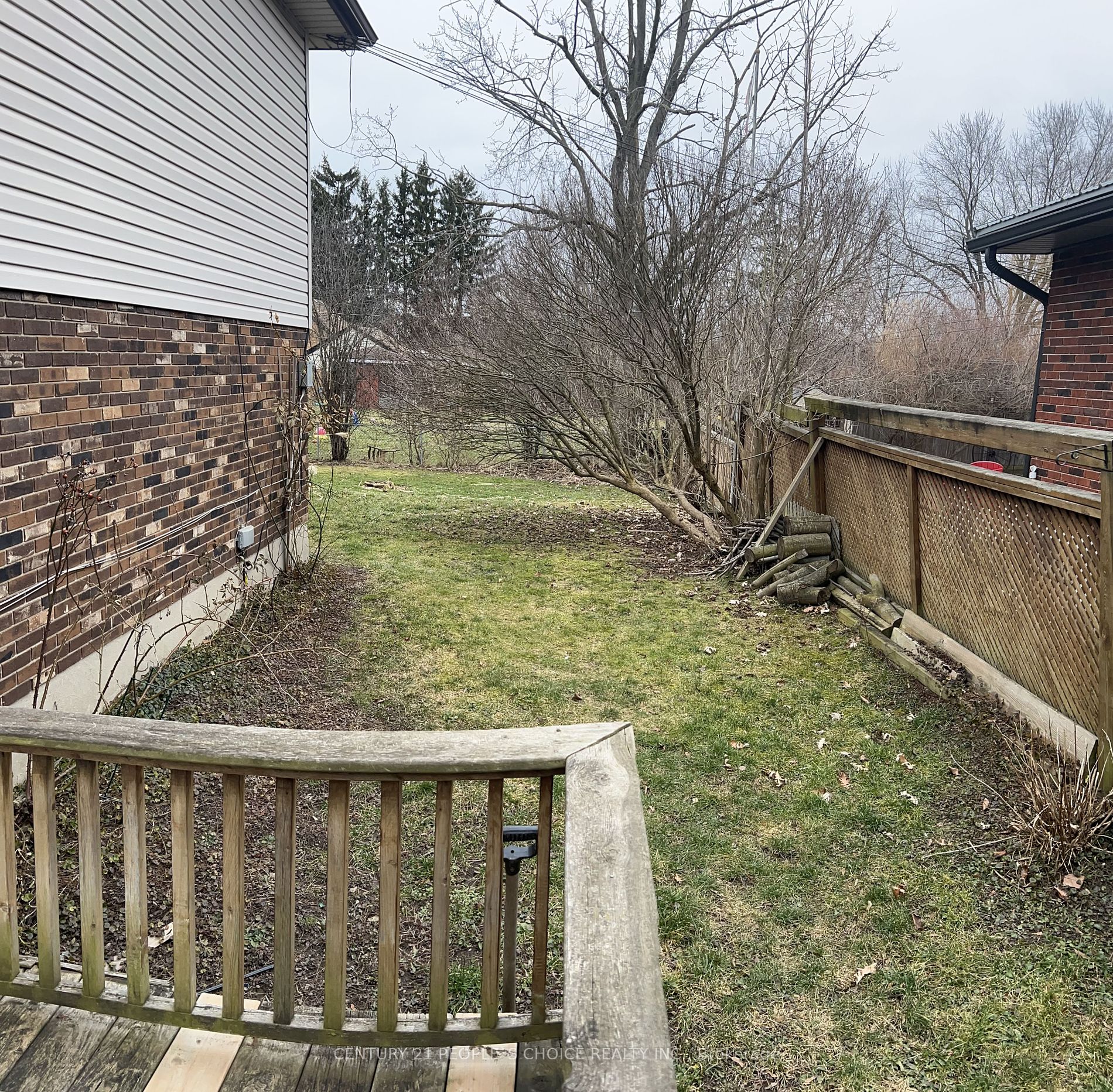 747 Dunelm Lane
