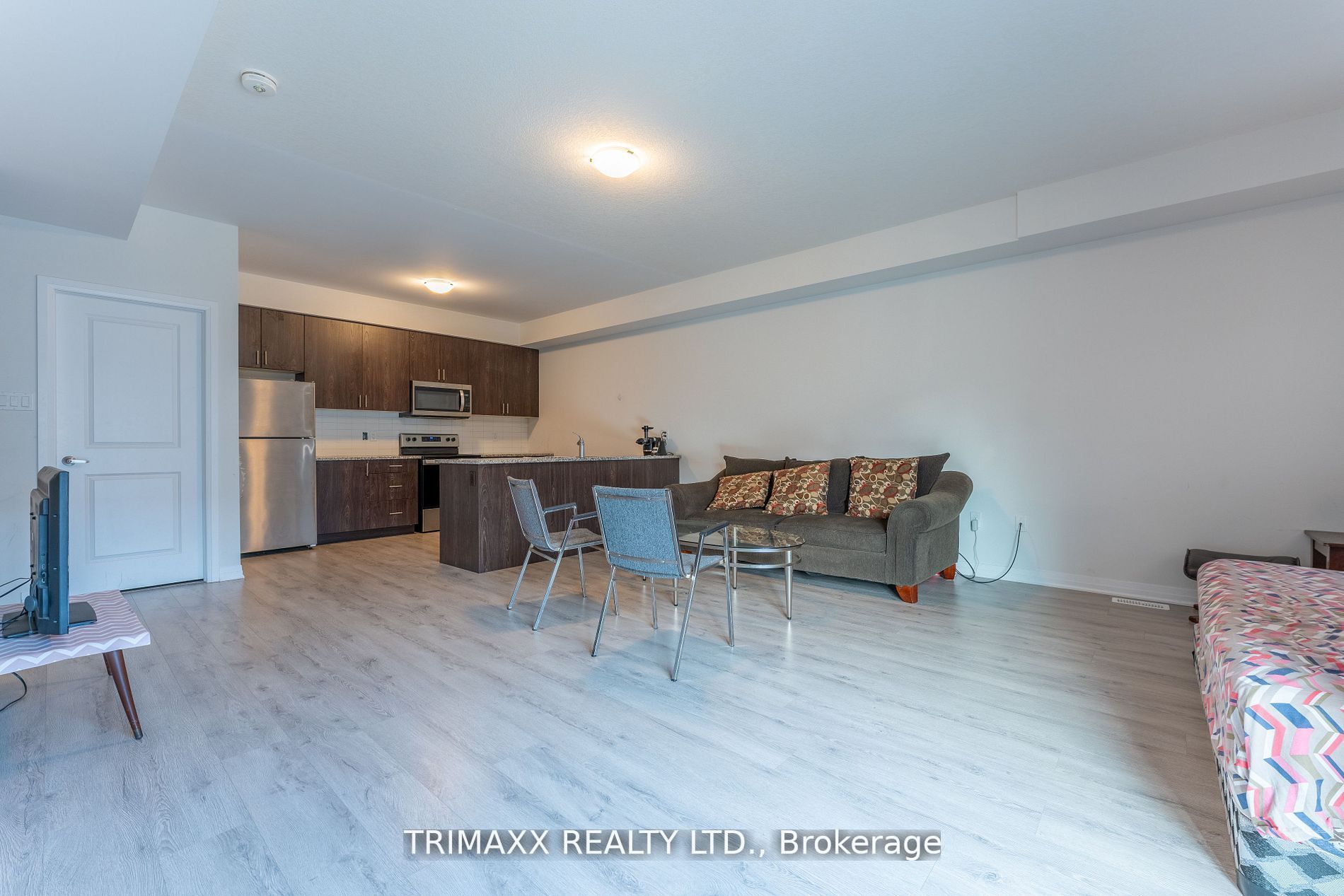 51 Sparrow Ave, #34