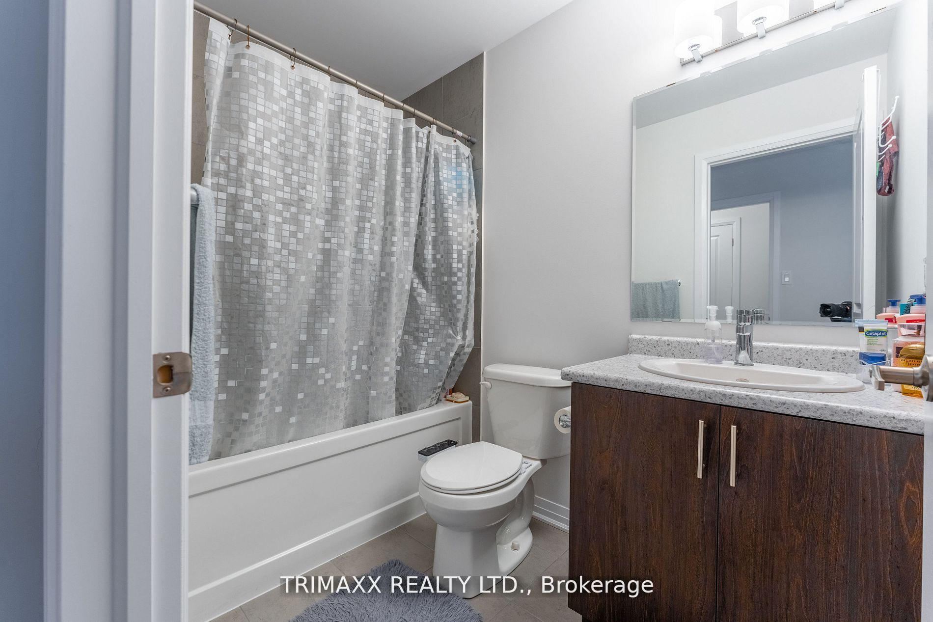 51 Sparrow Ave, #34