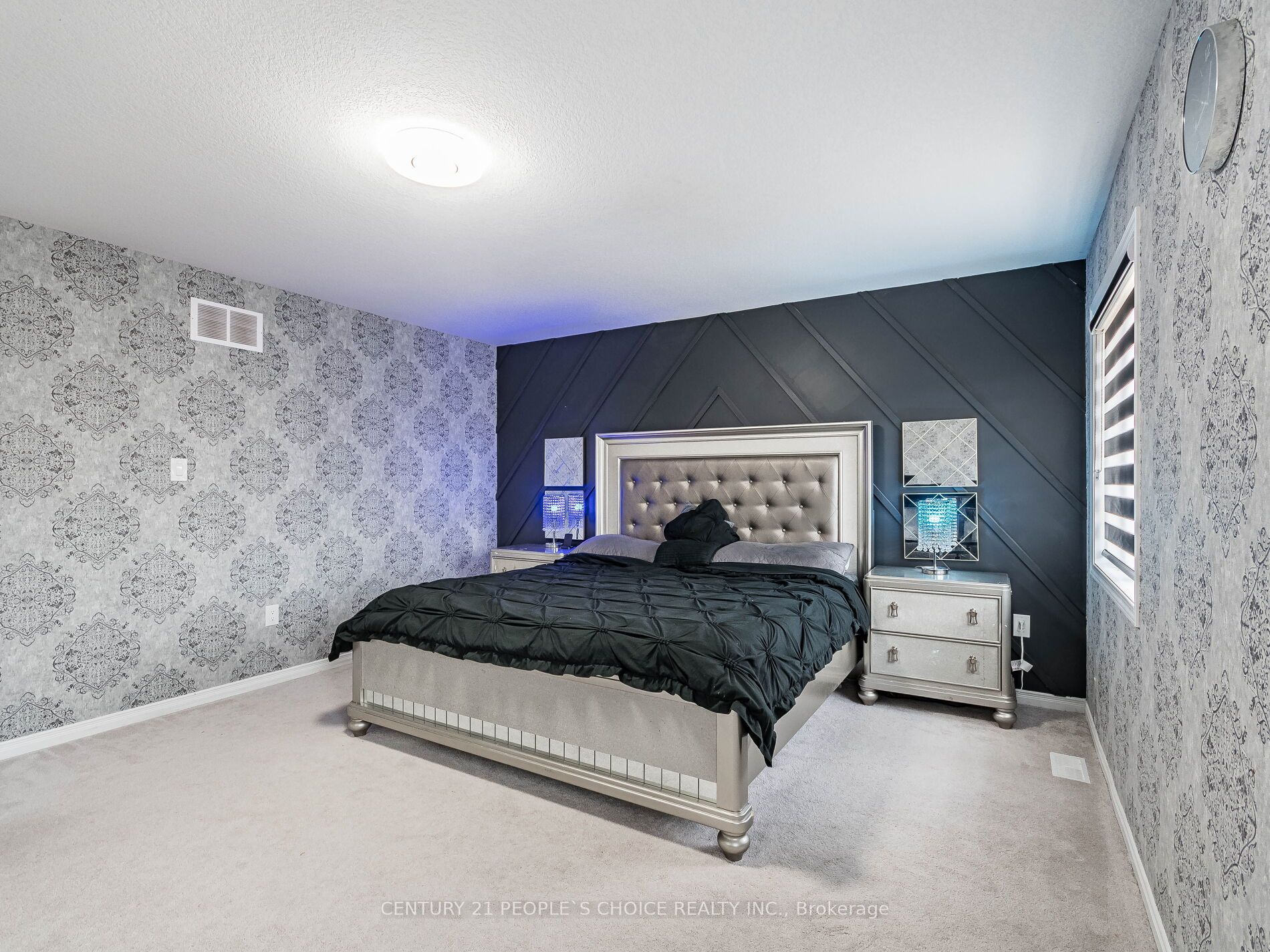 5 Burgess Cres