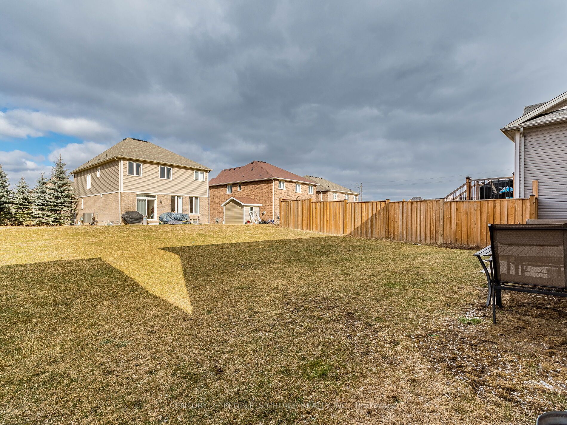5 Burgess Cres
