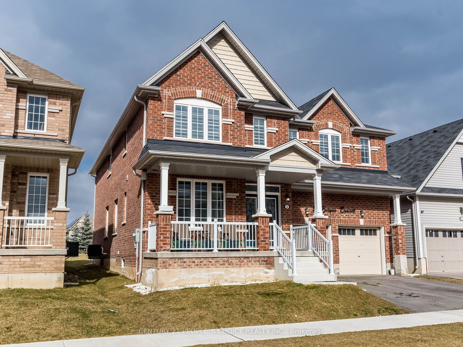 5 Burgess Cres
