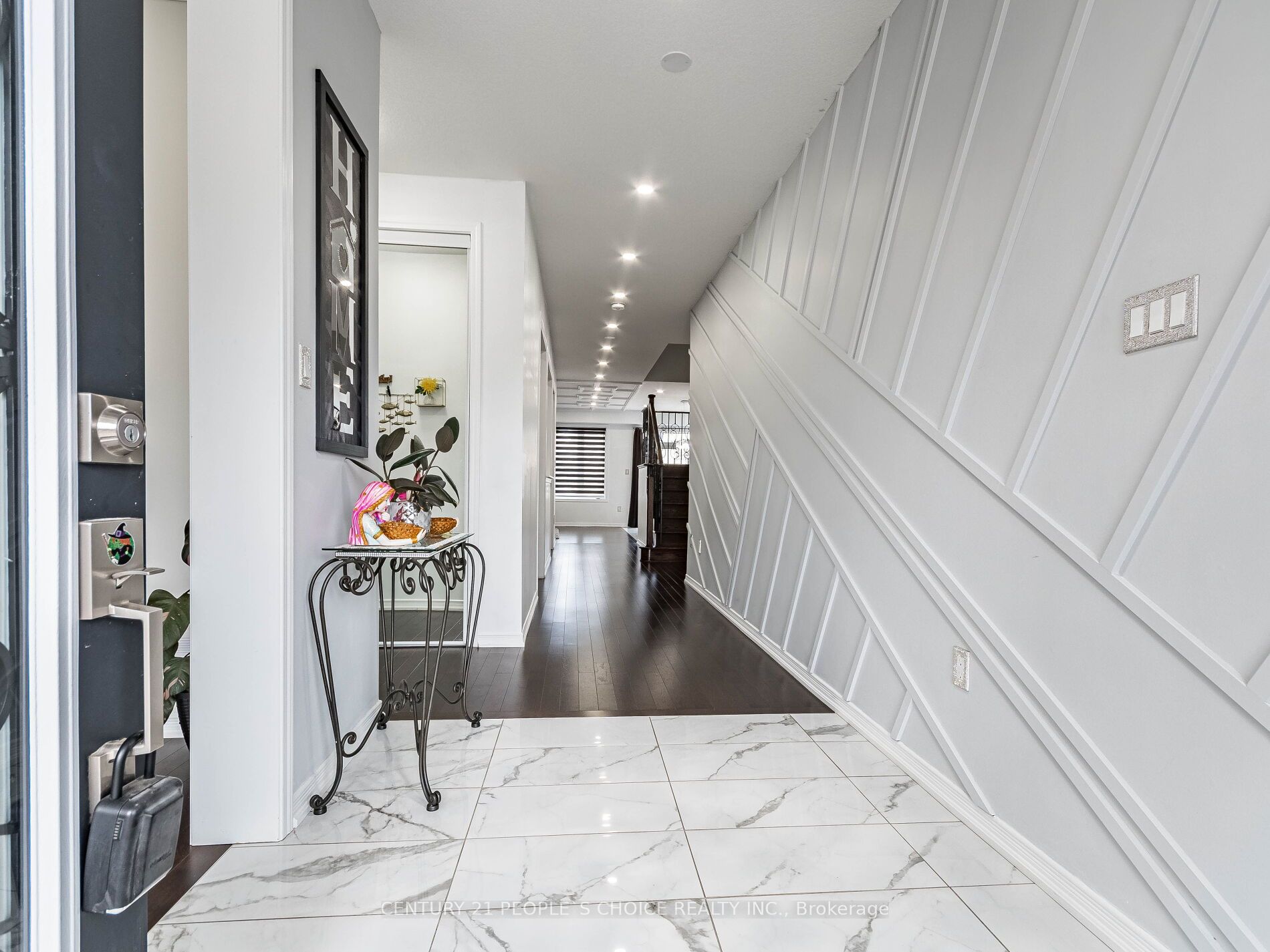 5 Burgess Cres