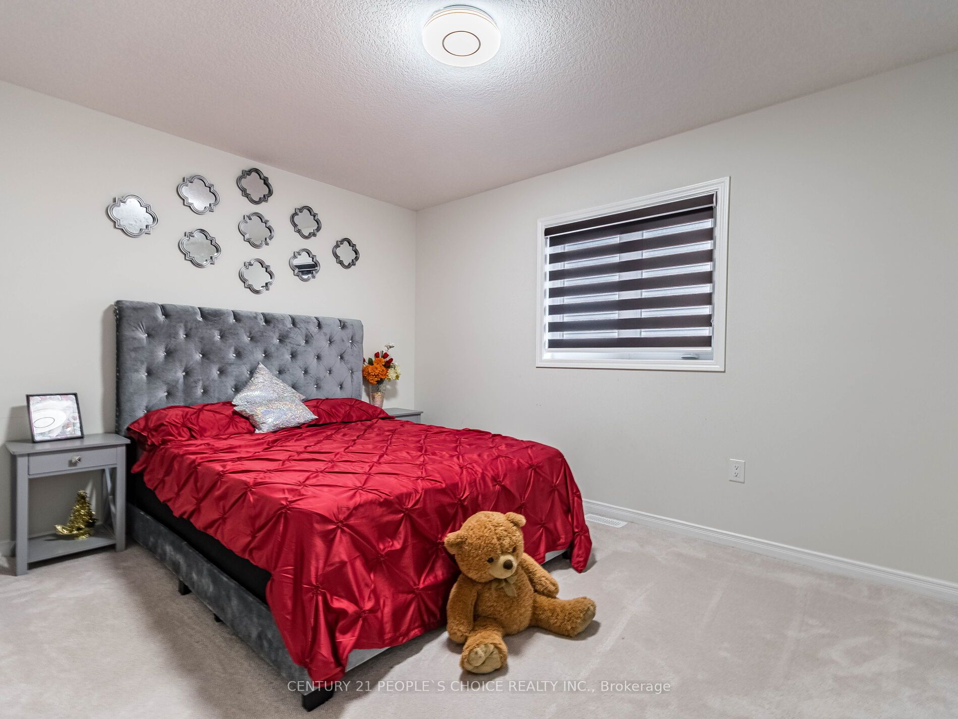 5 Burgess Cres