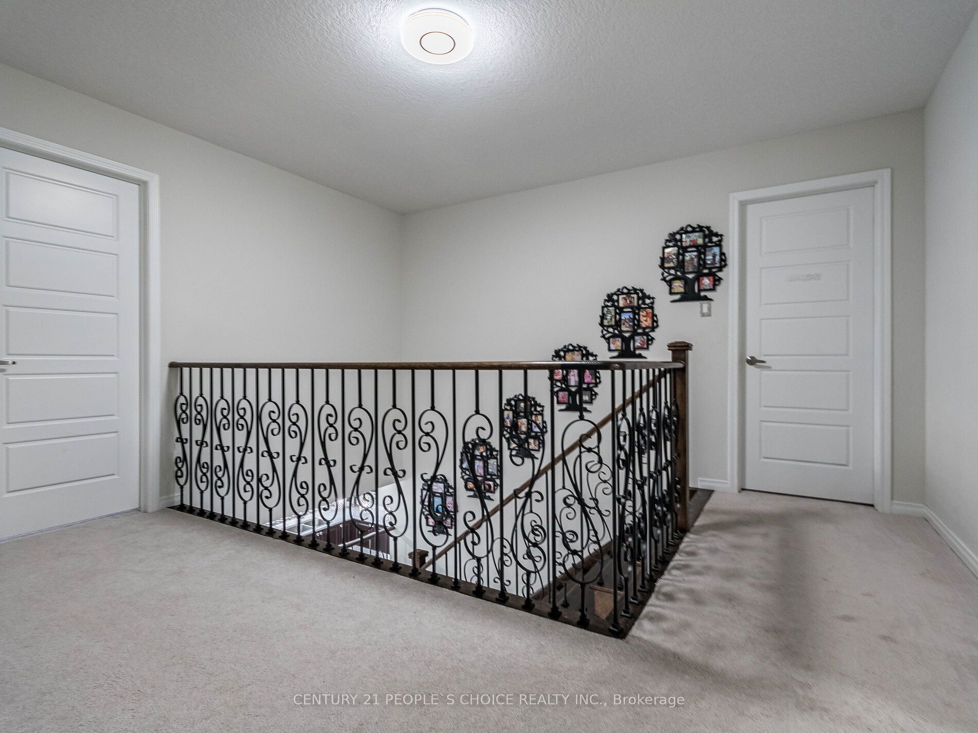 5 Burgess Cres