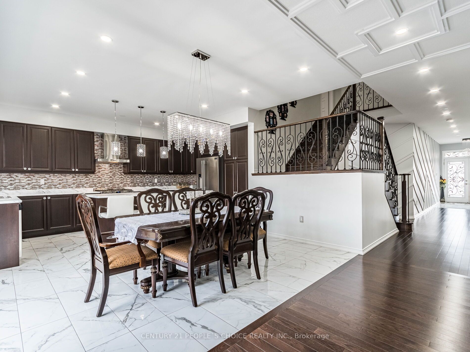 5 Burgess Cres