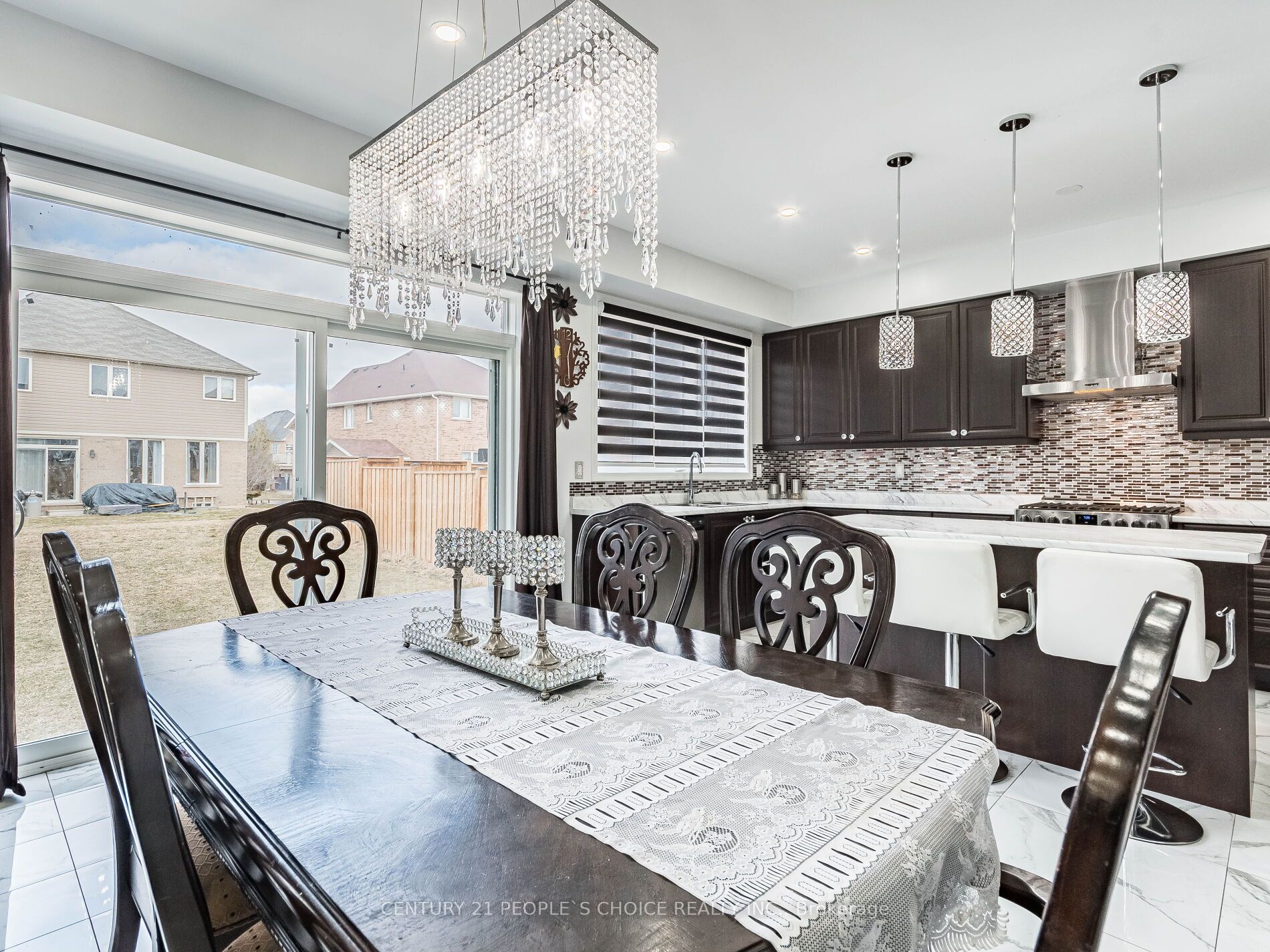 5 Burgess Cres