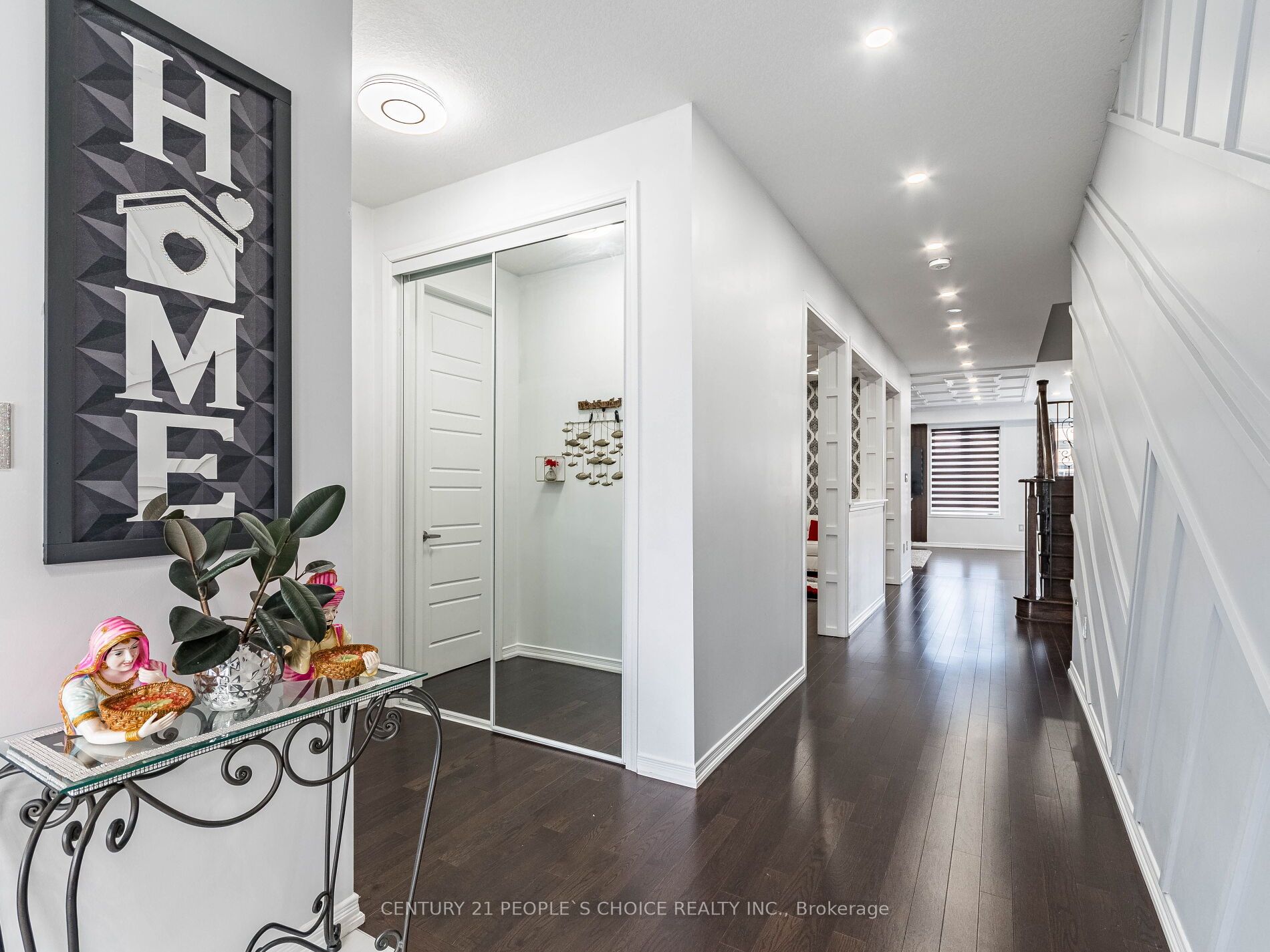 5 Burgess Cres