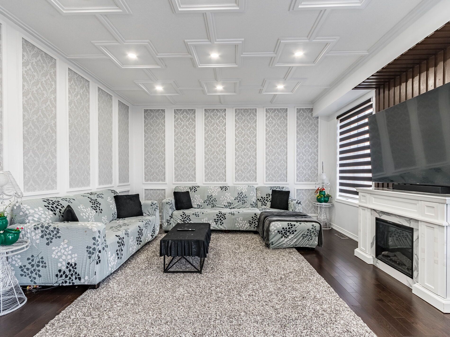 5 Burgess Cres