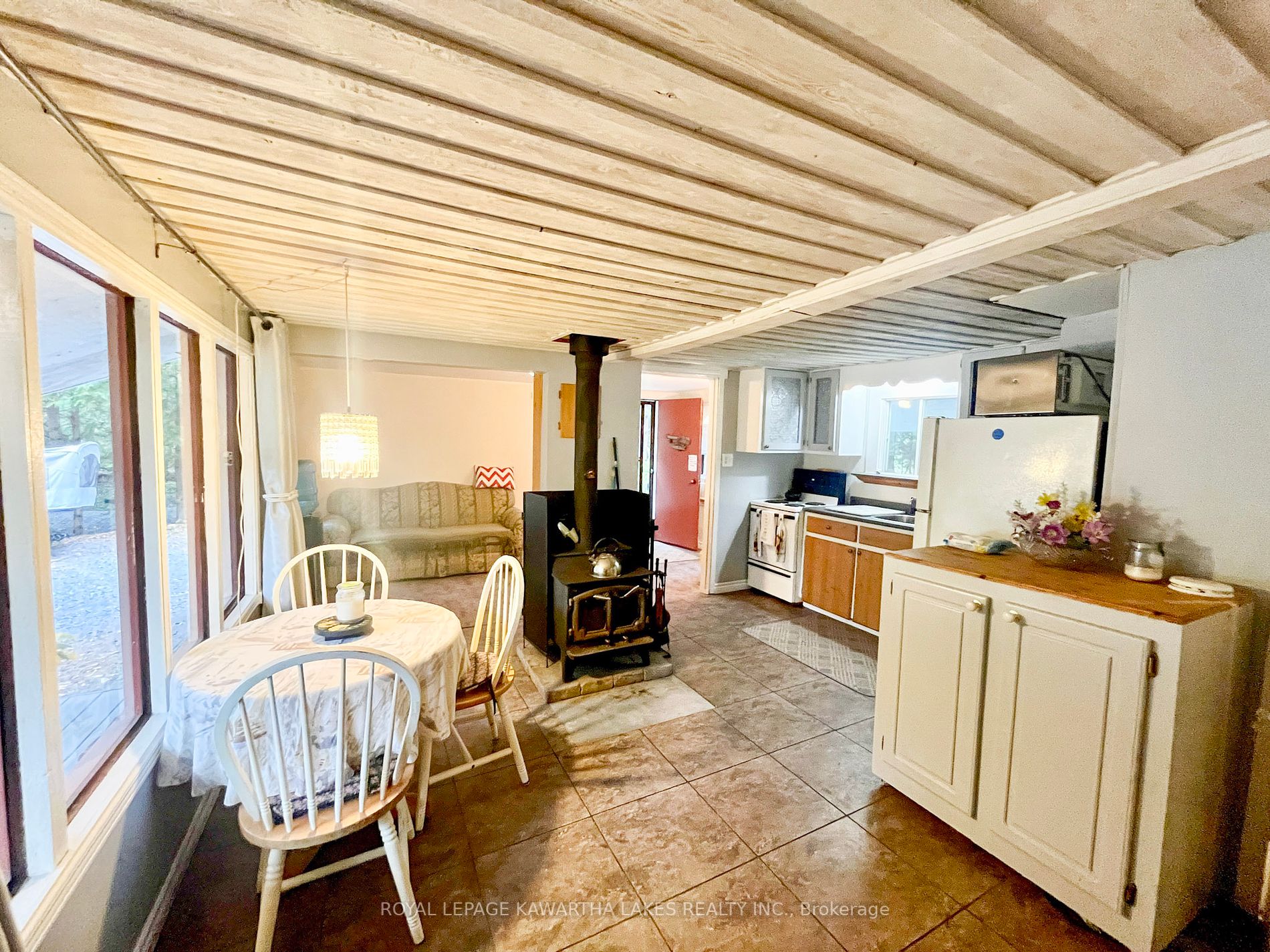 81 McGuire Beach Road