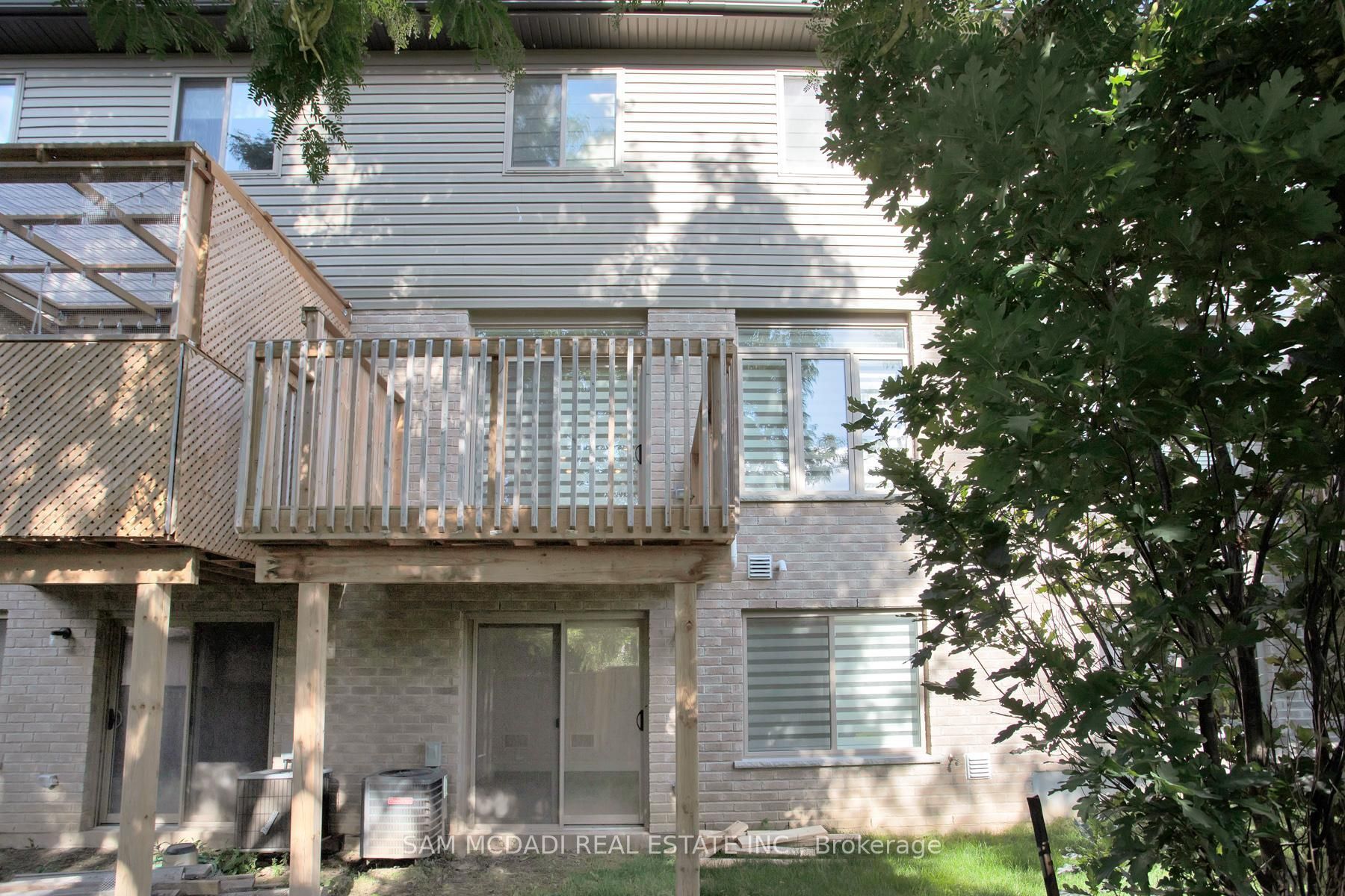 1023 Devonshire Ave, #8