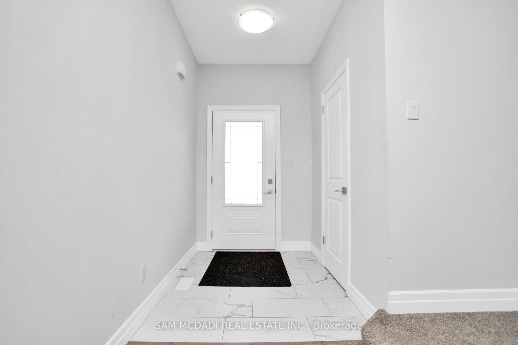 1023 Devonshire Ave, #8