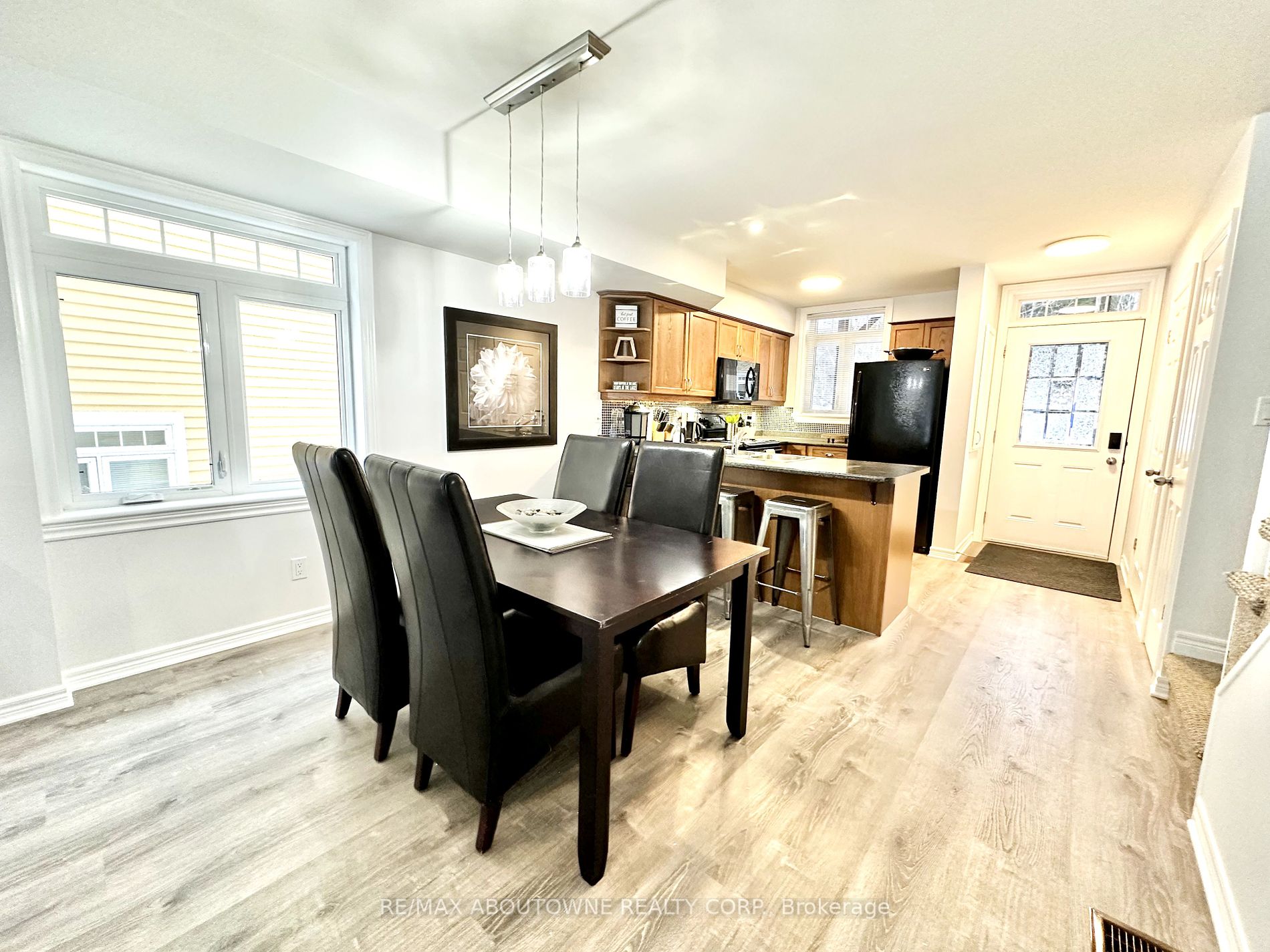 1579 Anstruther Lake Road #20