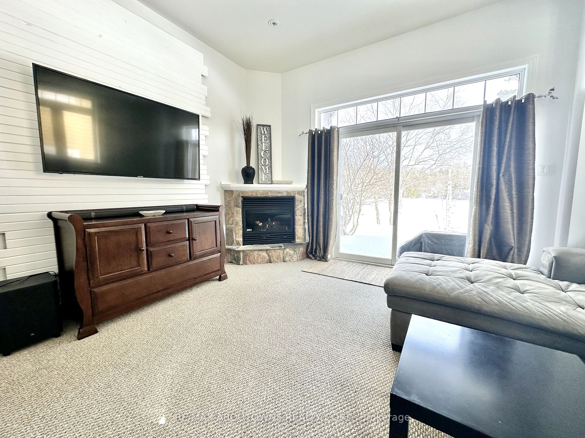 1579 Anstruther Lake Road #20