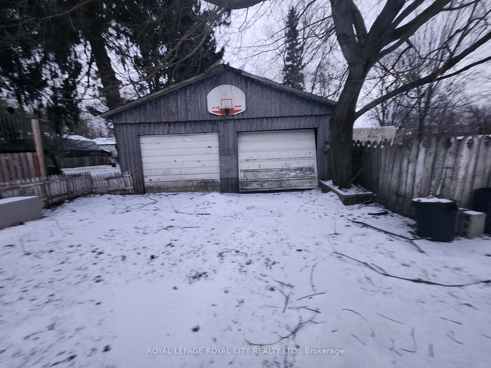 349 Smith St