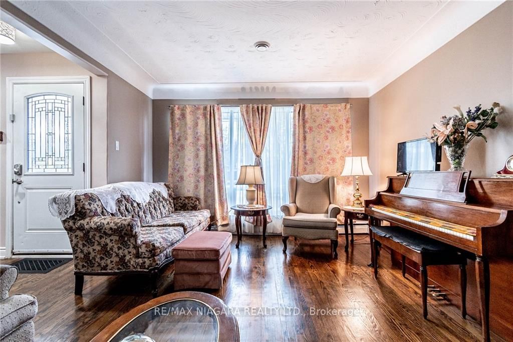 72 Sanatorium Rd