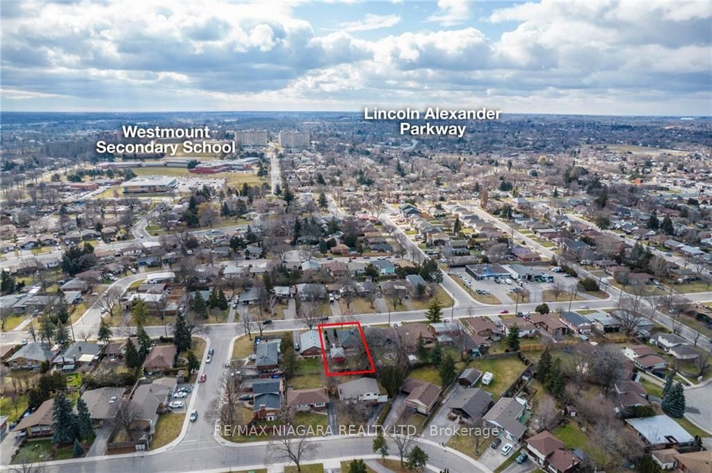 72 Sanatorium Rd