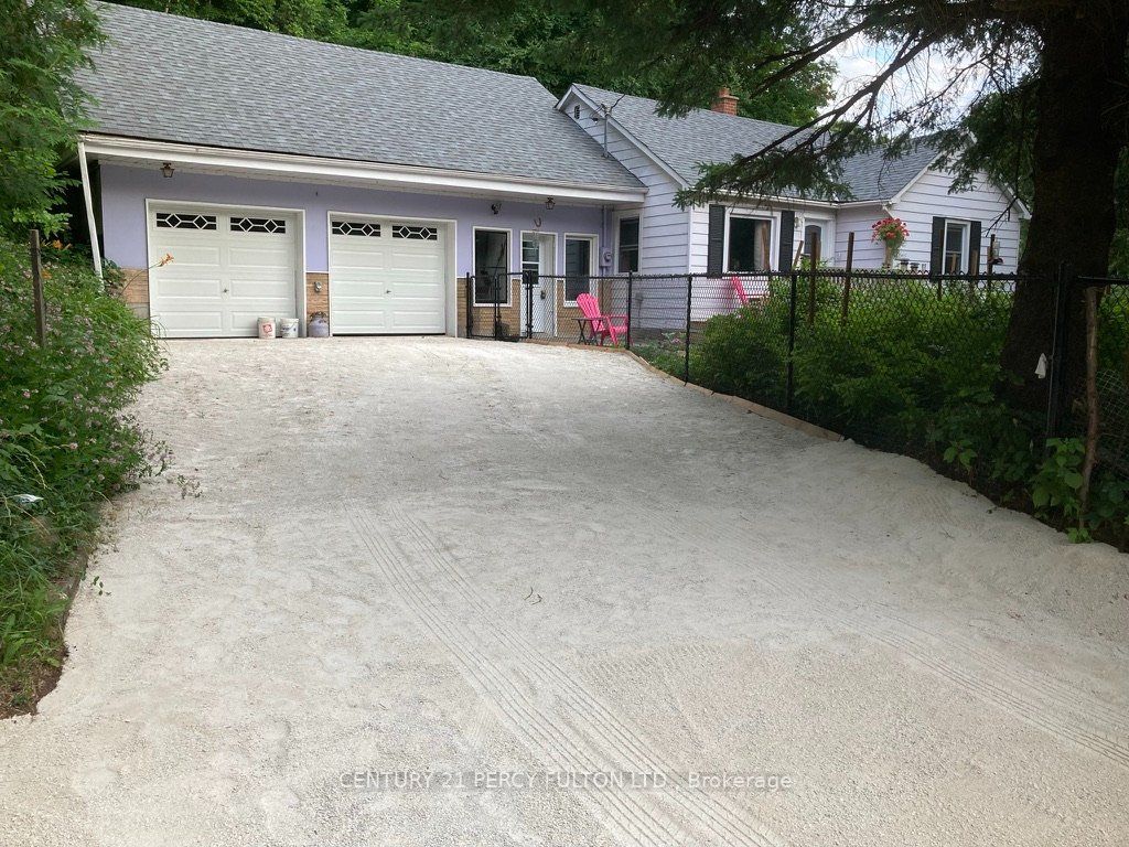 308142 Hockley Road