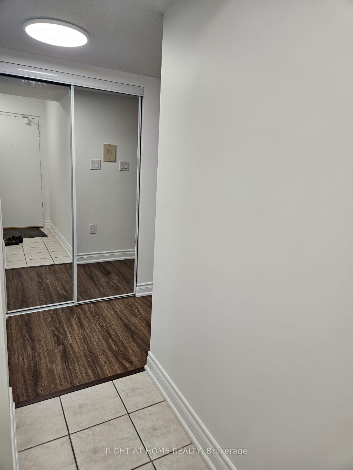 165 ONTARIO Street, #501