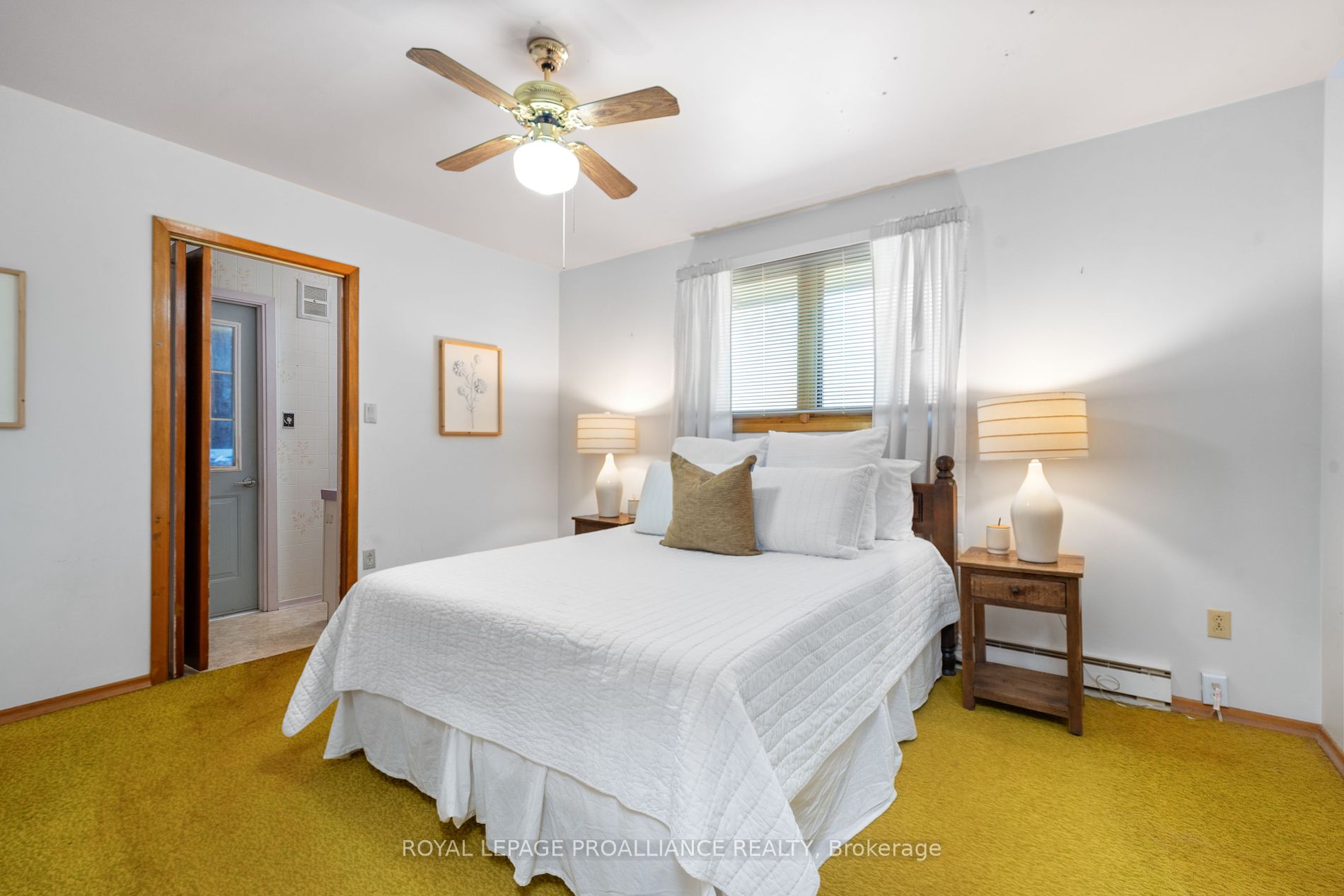 13 Howard Cres