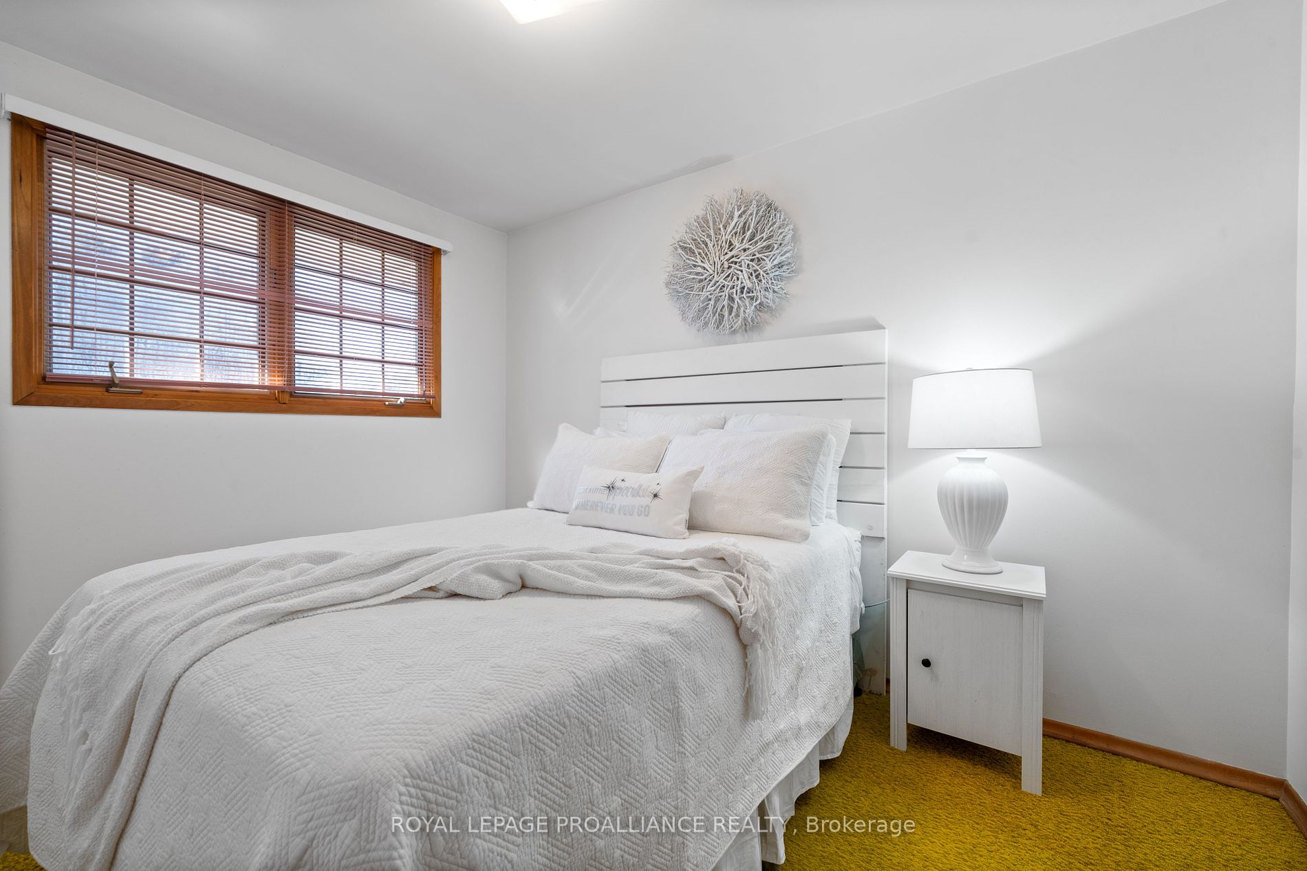 13 Howard Cres