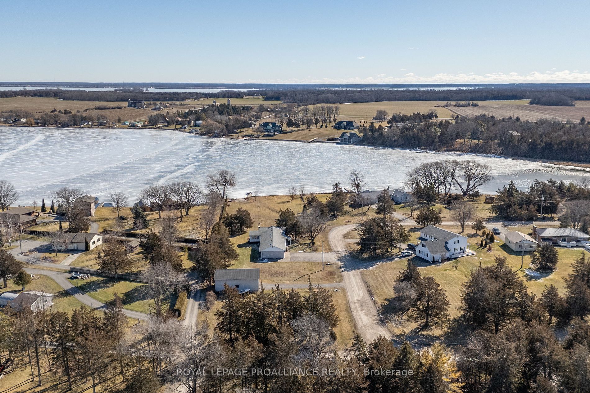 13 Howard Cres