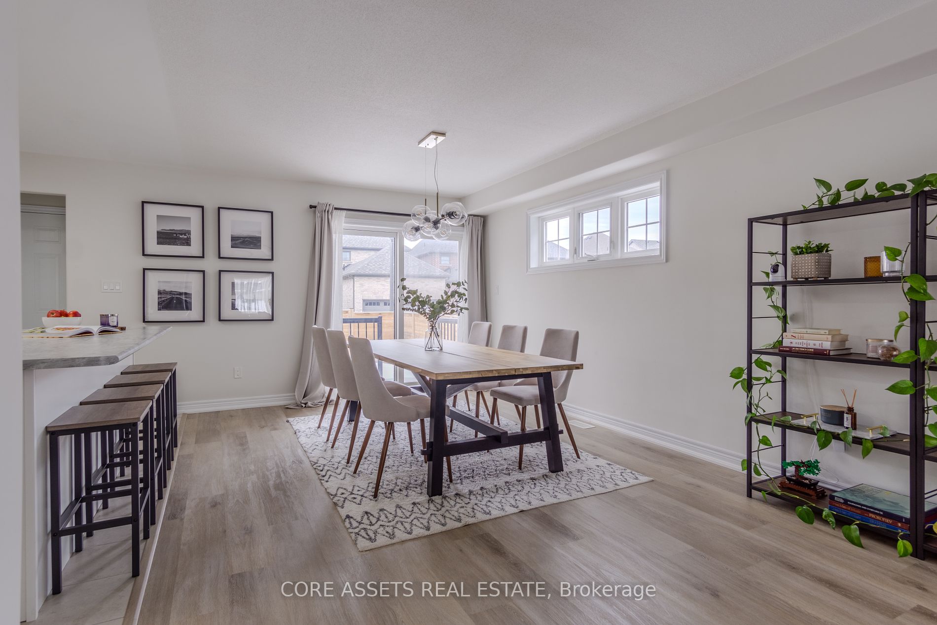 883 Broadway Boulevard