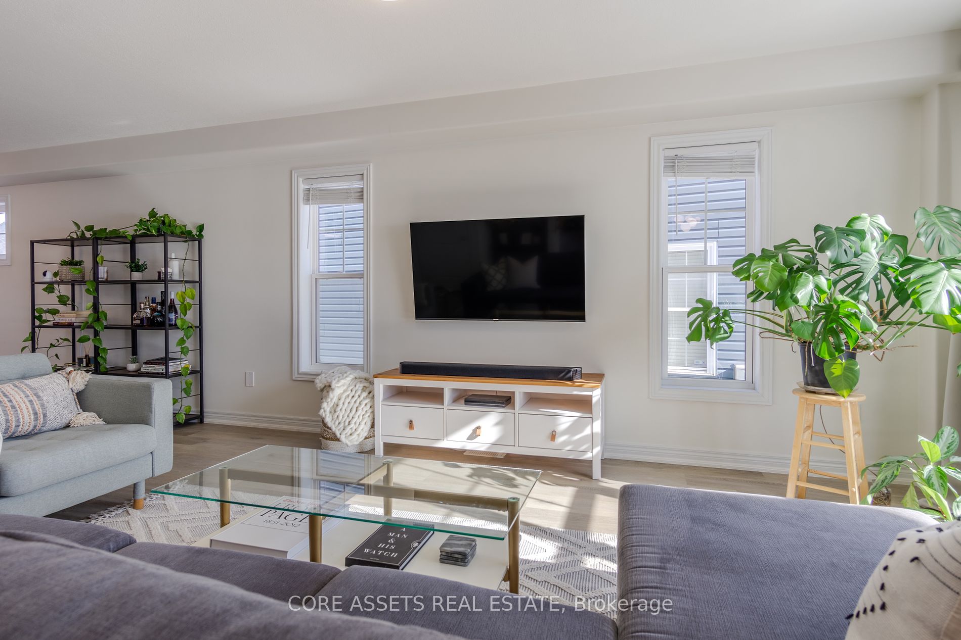 883 Broadway Boulevard
