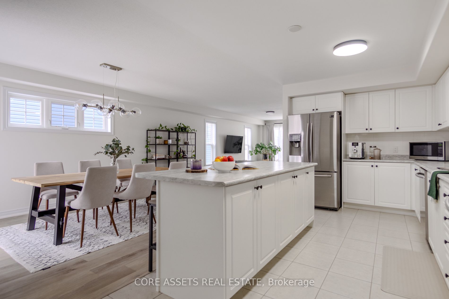 883 Broadway Boulevard
