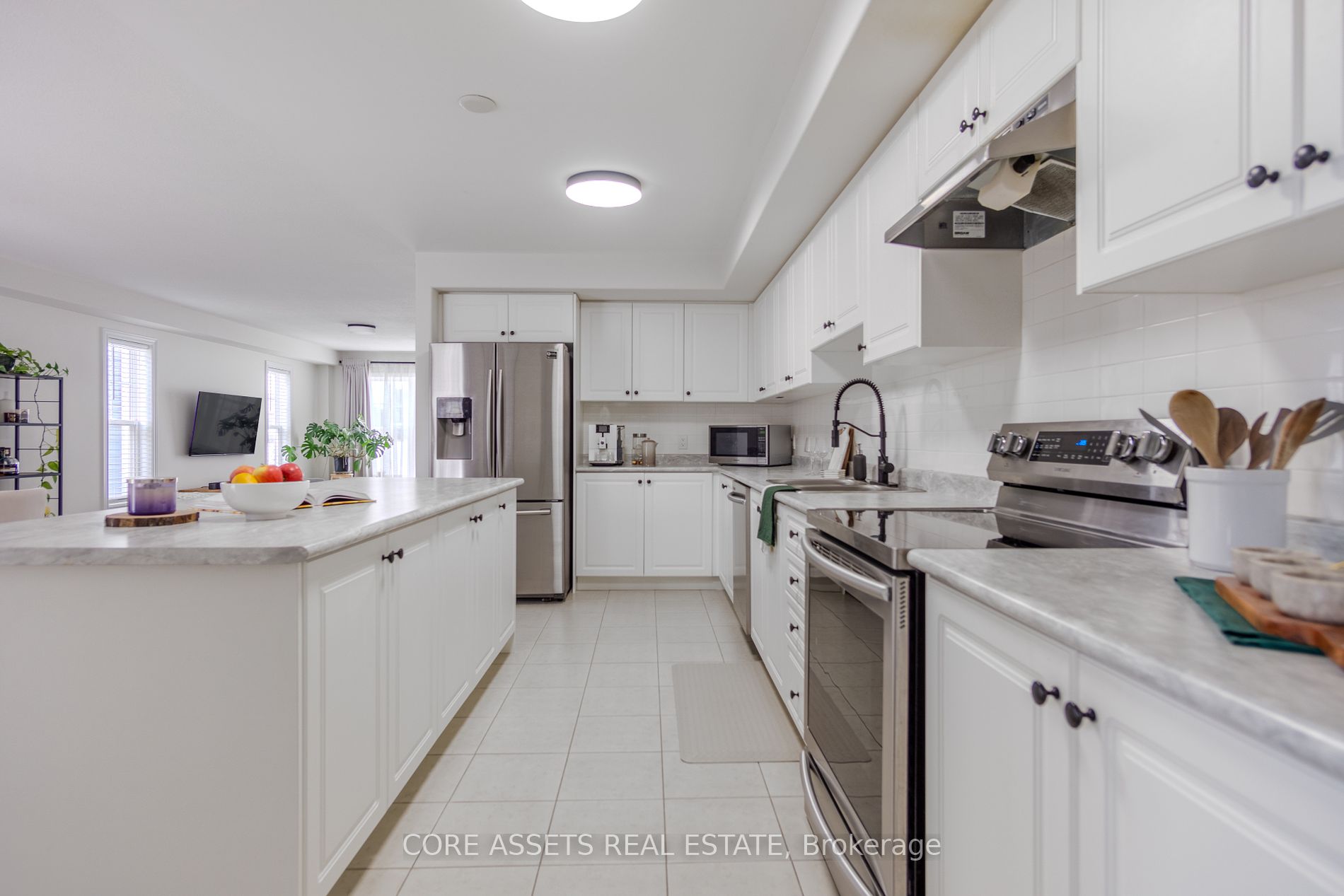 883 Broadway Boulevard